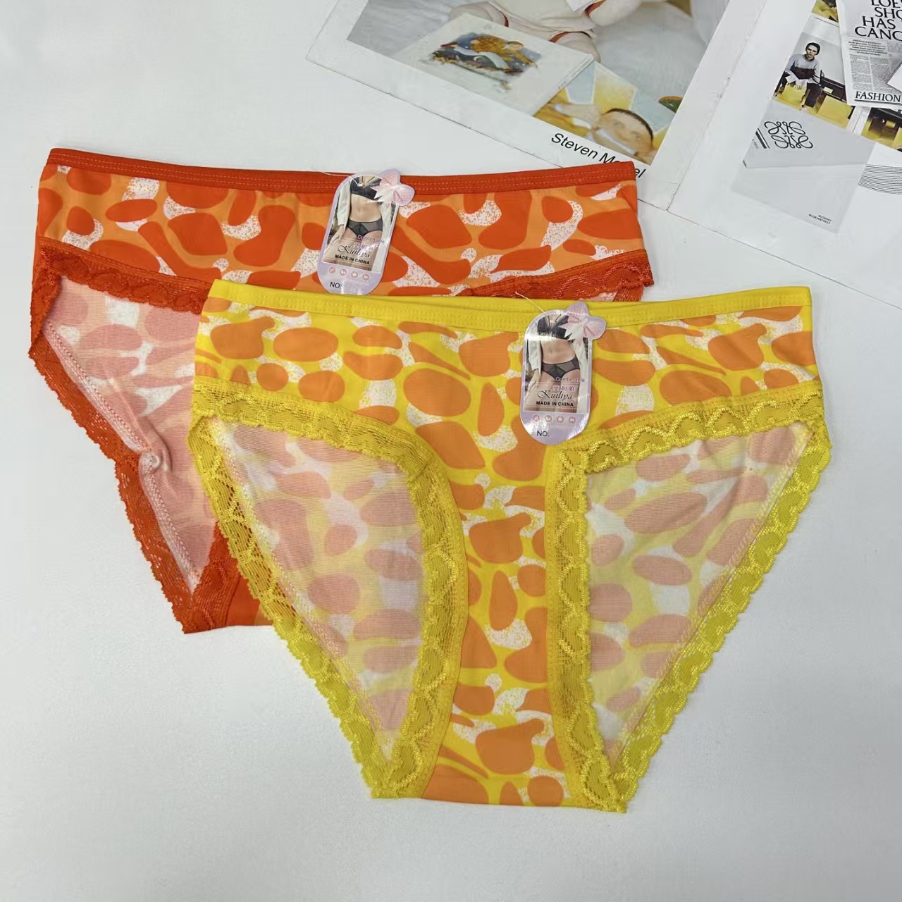 DD-7003 #XL export Underwear, women's underwear, milk silk screen printed lace edge Women's underwear, sexy colorful spotted pattern Women's underwear, Women's briefs, underwear, QNI Application Scenario