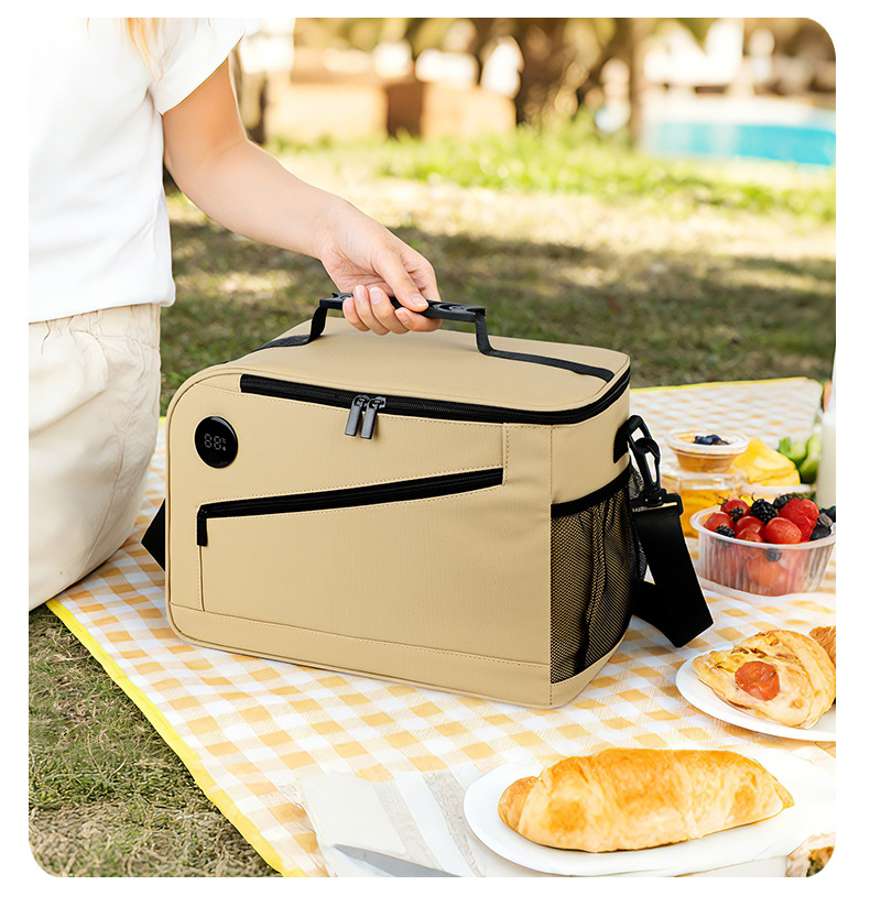 The new handbag thermometer shows that the insulated bag can be slanted across the camping bag, student trend outdoor fresh-keeping ice bag detail image 6
