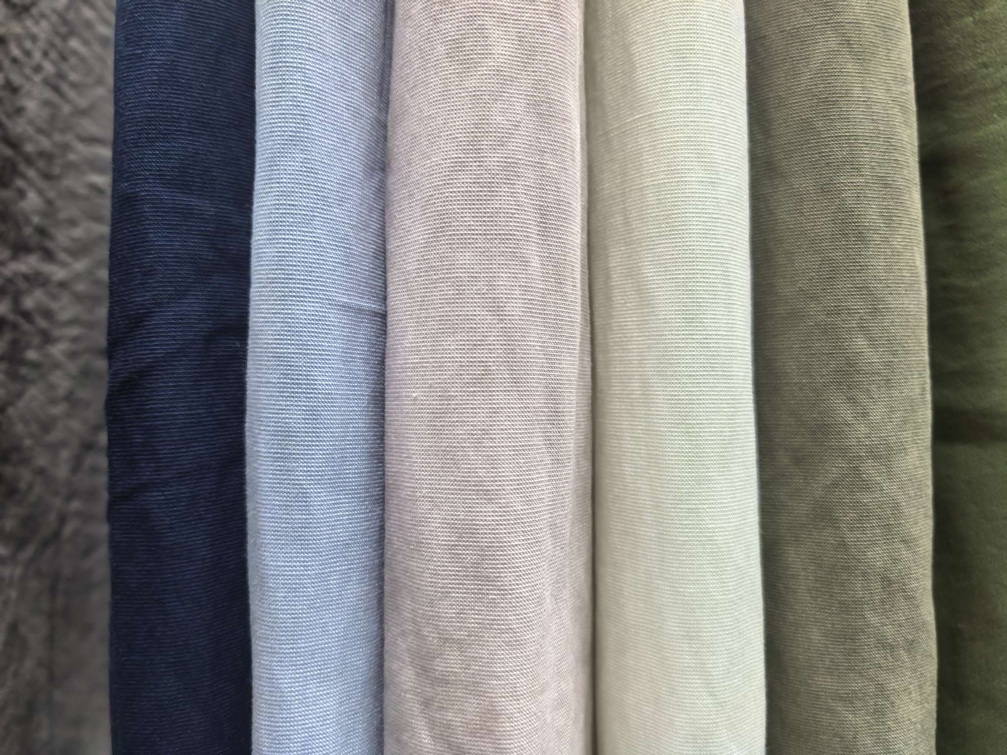 Woven casual faux linen pants fabric texture, light crease feel, curved knife pants, slightly elastic casual wear shirt skirt pants fabric details Picture