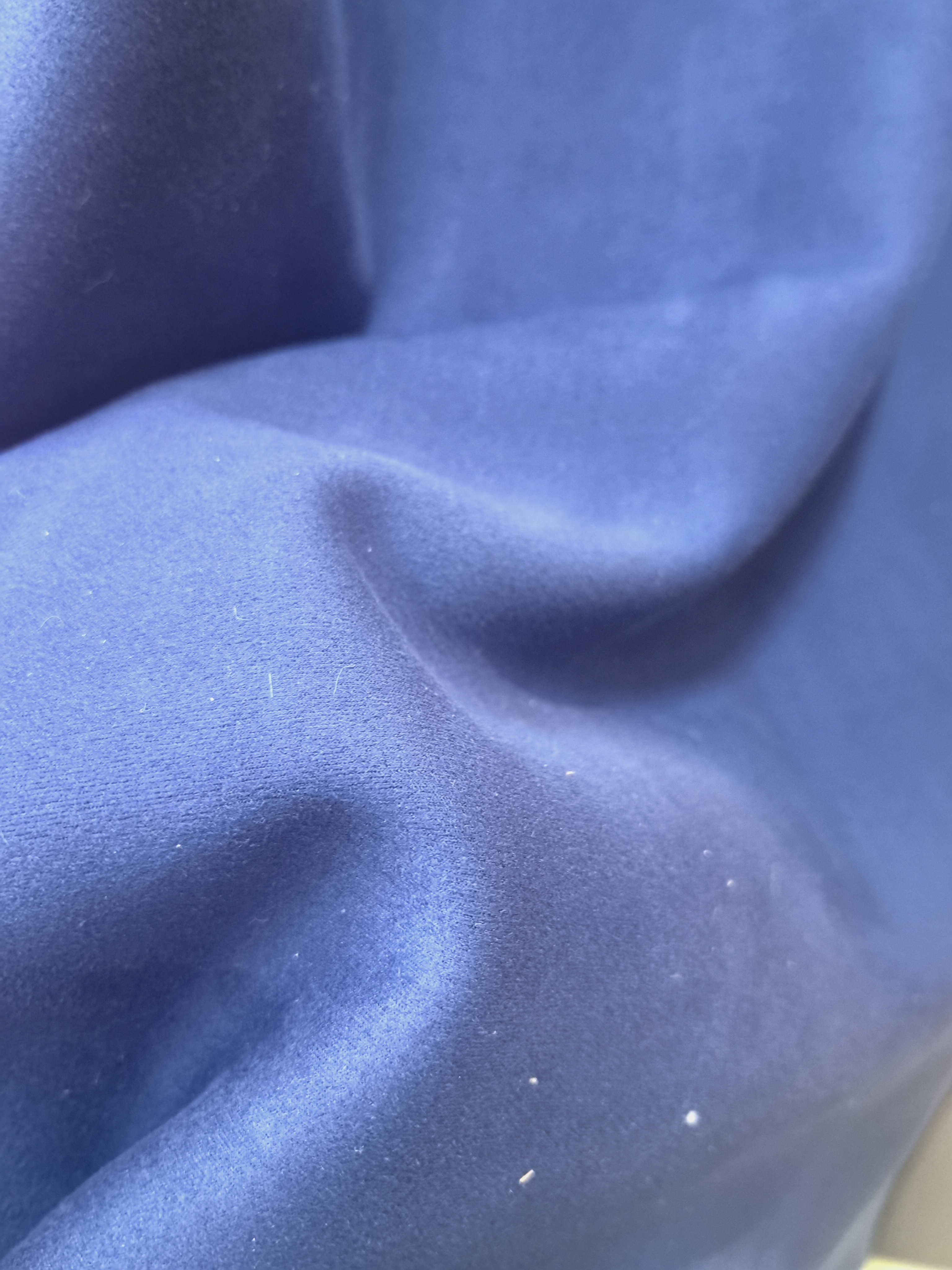 Suede three-dimensional fleece air layer fabric is a classic and timeless fabric for clothing, shoes and hats details Picture