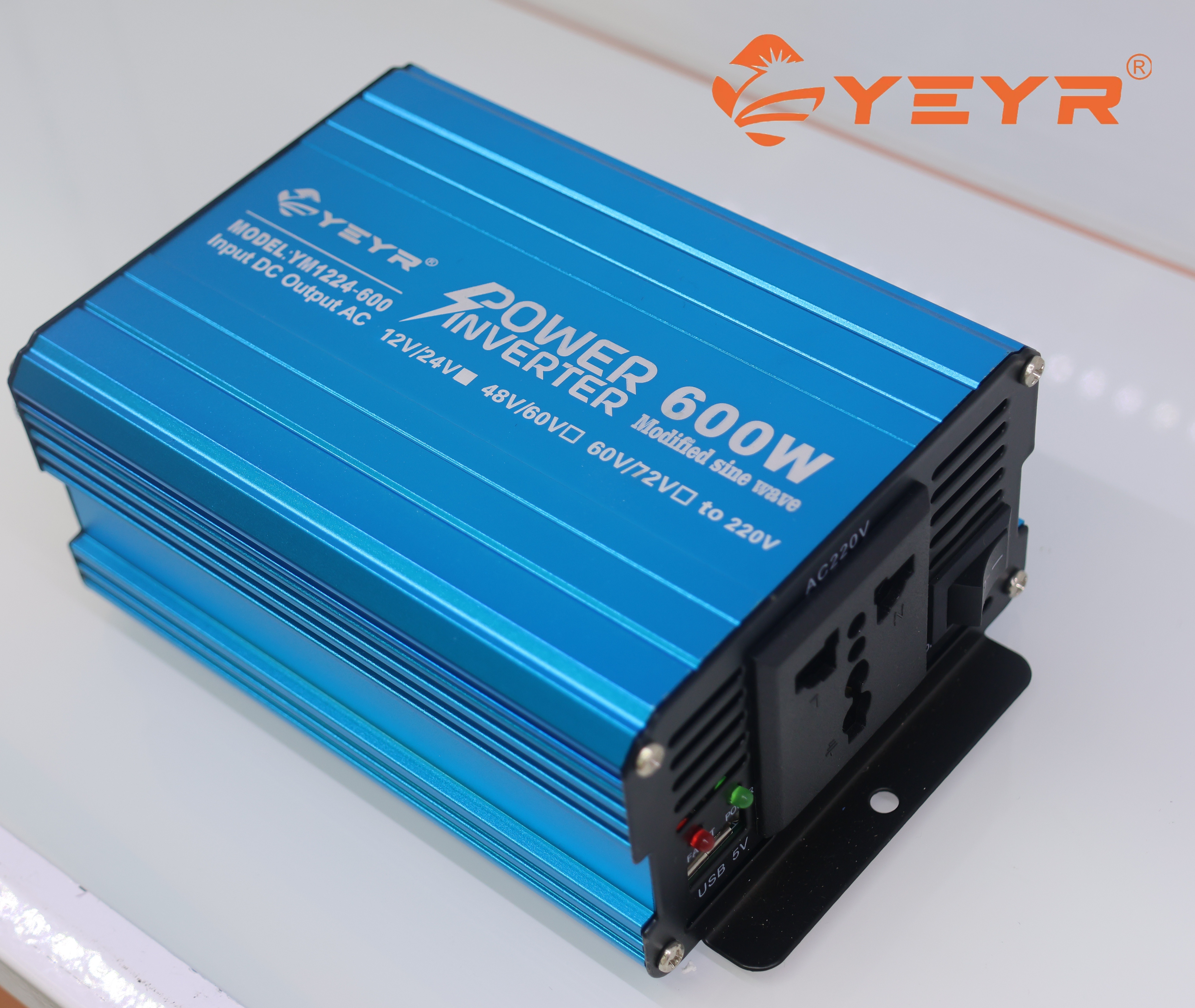 YEYR600W blue power inverter 12V/24V-220V household photovoltaic inverter details Picture
