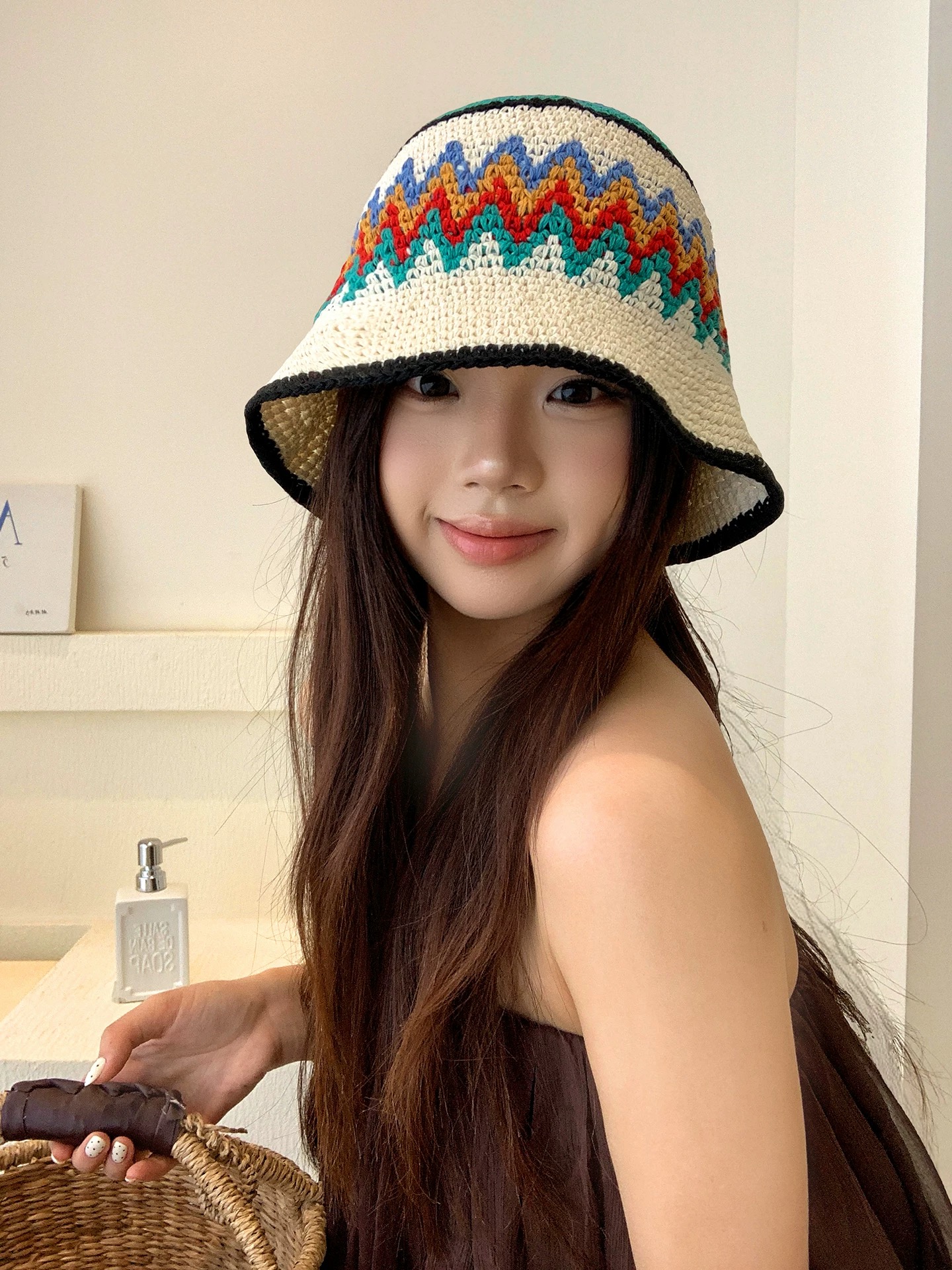 Dopamine-colored knitted fisherman hat for women Spring 2026 new style, fashionable and versatile basin hat, face-enhancing small bucket hat details Picture