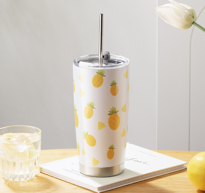 Stainless steel insulated water cup with straw detail image 5