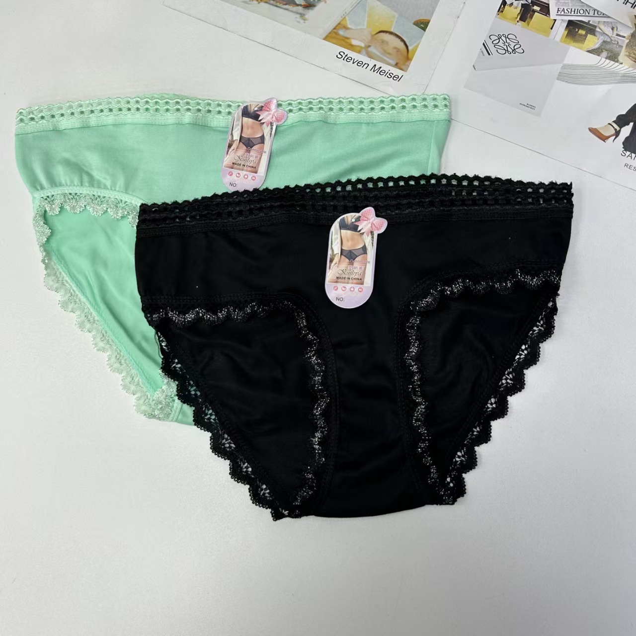DD-551-4 #XL Export Underwear, Women's underwear, Milk Silk Print lace edge Women's underwear, Sexy solid color Women's underwear, Women's briefs, underwear QNI Application Scenario