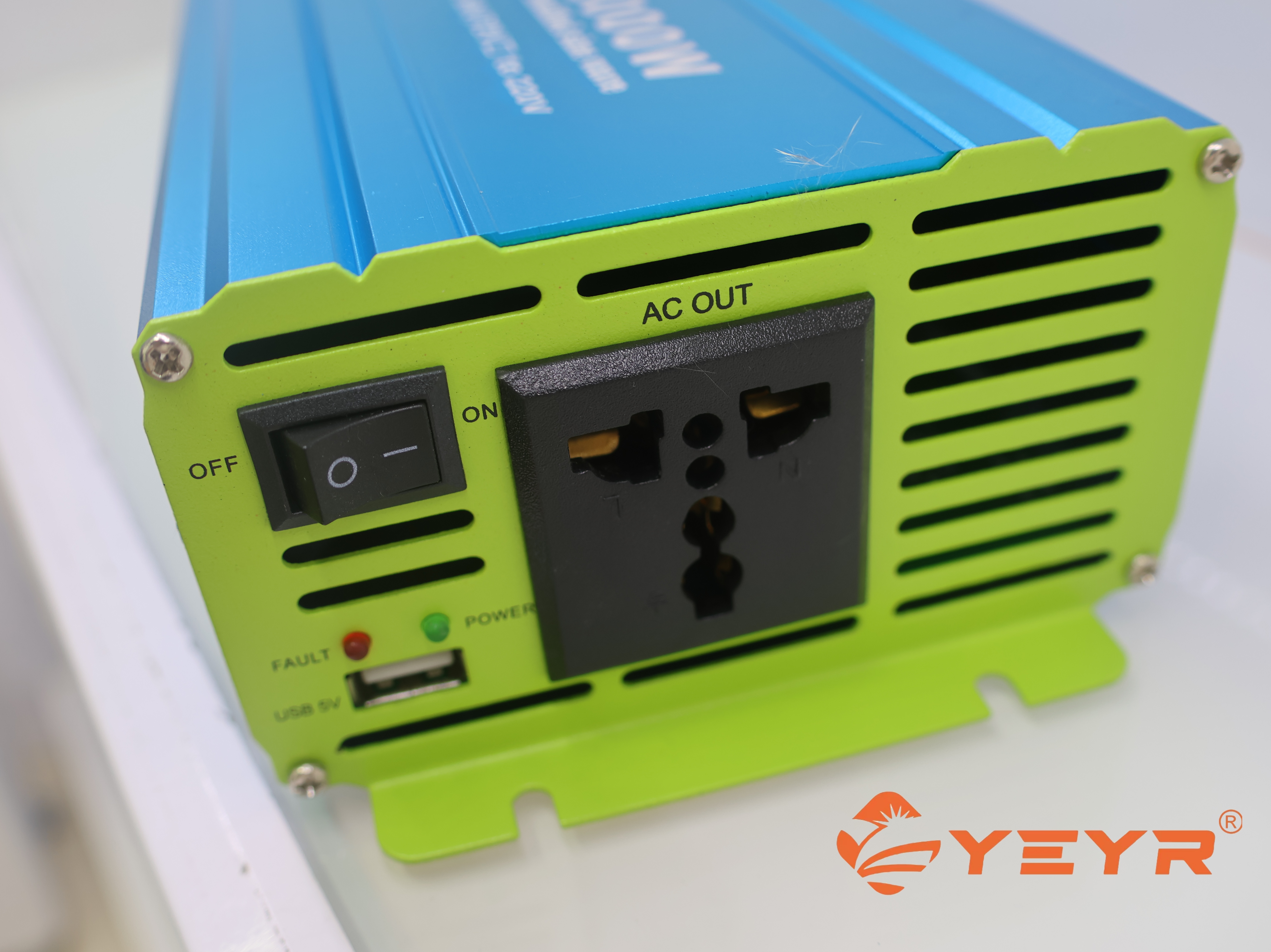 YEYR3000W blue power inverter 12V/24V-220V household photovoltaic inverter Specification image