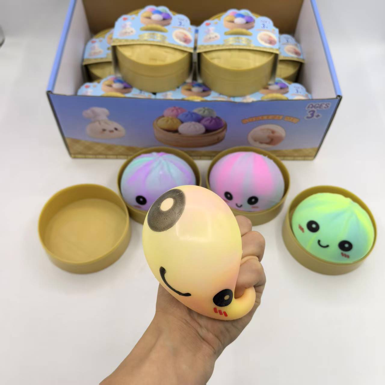 Two-color expression large steamed bun cage, creative and cute expression simulation steamed buns factory direct sales Application Scenario