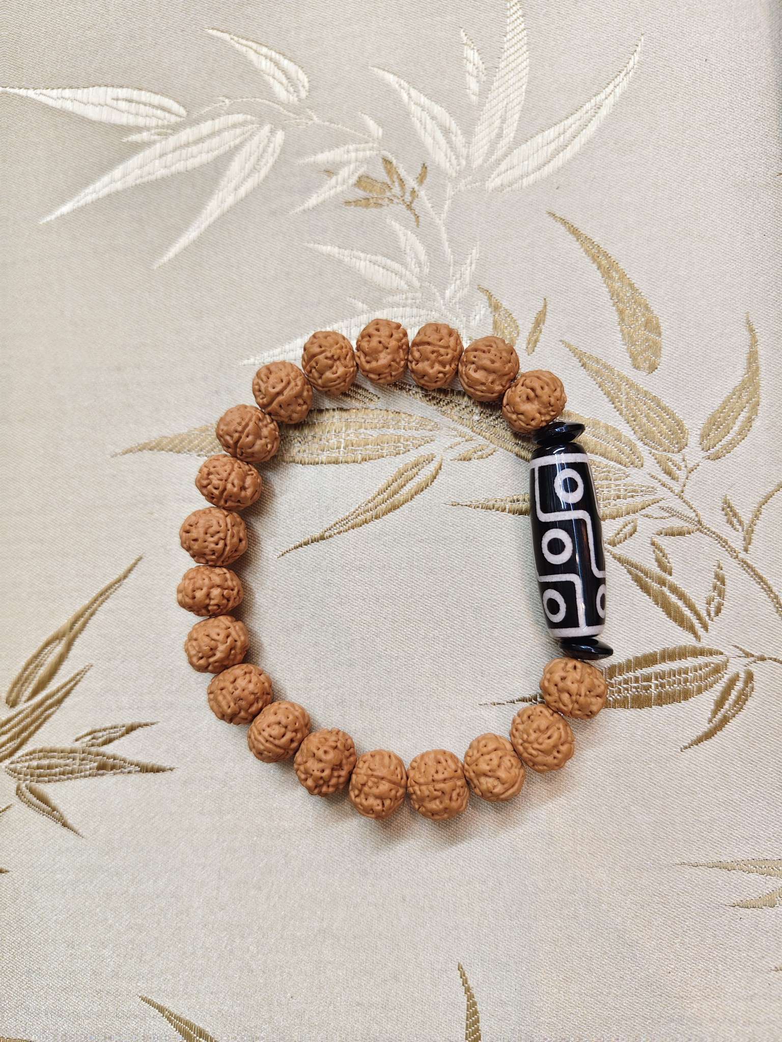 小金刚＋九眼天珠手链