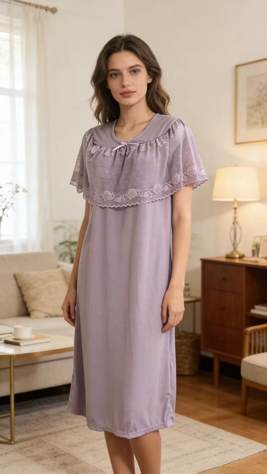Ladies' pajamas and nightgown set: Comfortable and soft home pajamas for ladies Item Picture