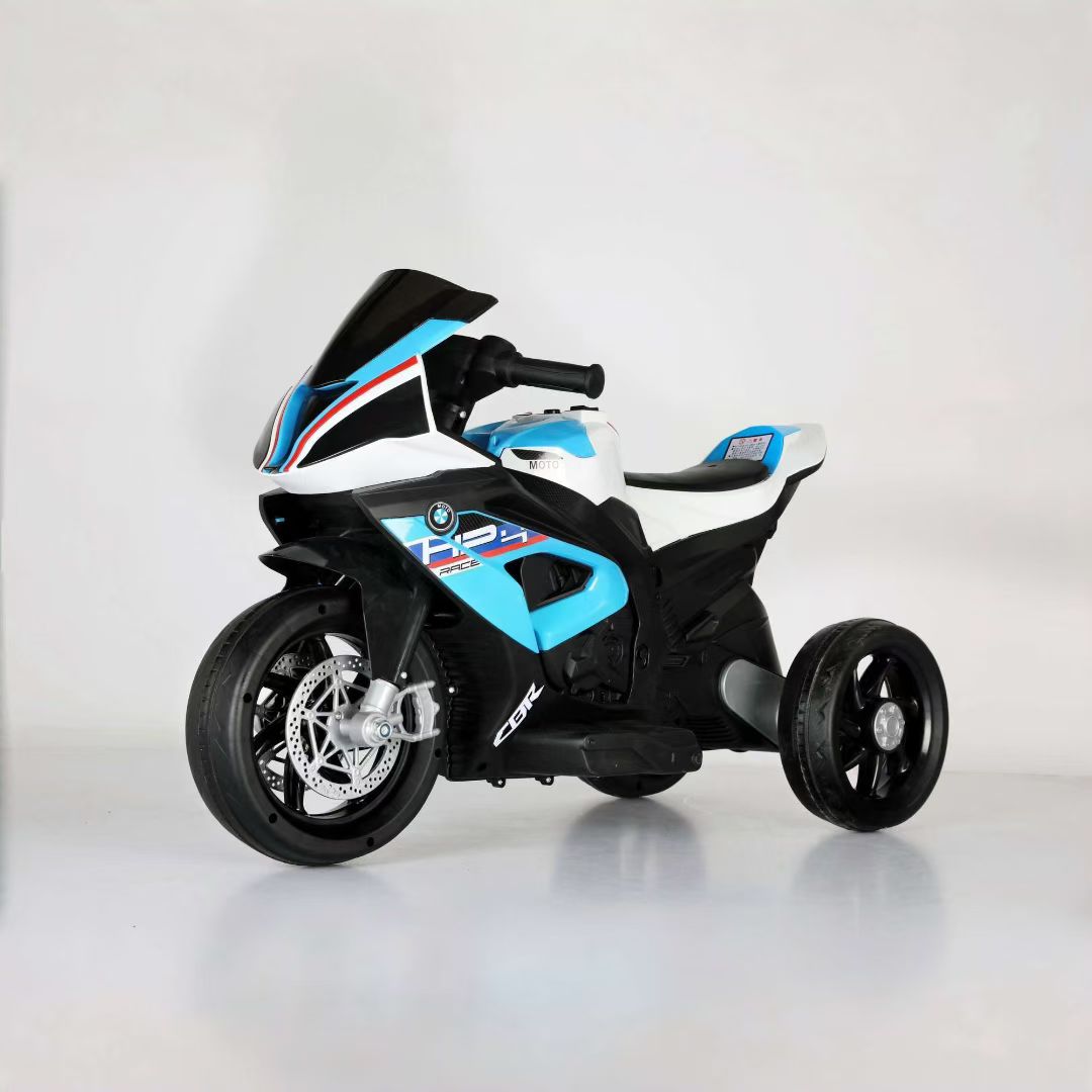 Little girl children's electric toy car, electric motorcycle, light and music, step on the accelerator, increase the body, electric motorcycle, electric vehicle, 125cc, light and portable mobility vehicle, strong range, children's car, children's car Application Scenario