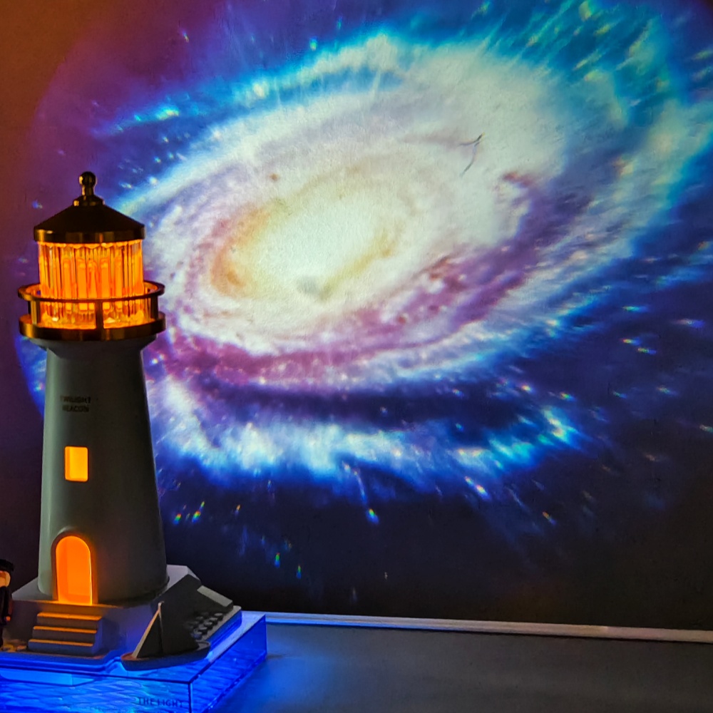 The second-generation lighthouse night light creates a moonlight atmosphere in the bedroom. It is a bedside companion night light with a creative desktop design and high-end decorative projection light Specification image