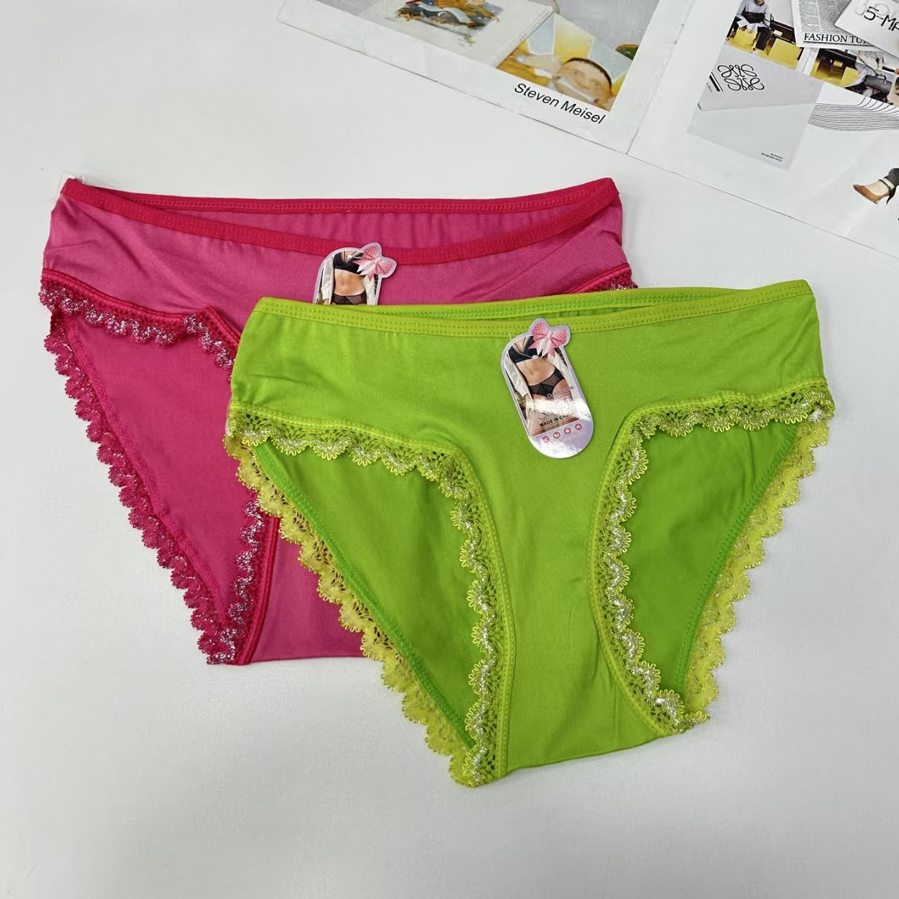 DD-551-2 #XL Export Underwear, Women's underwear, Milk Silk Print lace edge Women's underwear, Sexy solid color Women's underwear, Women's triangle underwear, underwear QNI Application Scenario