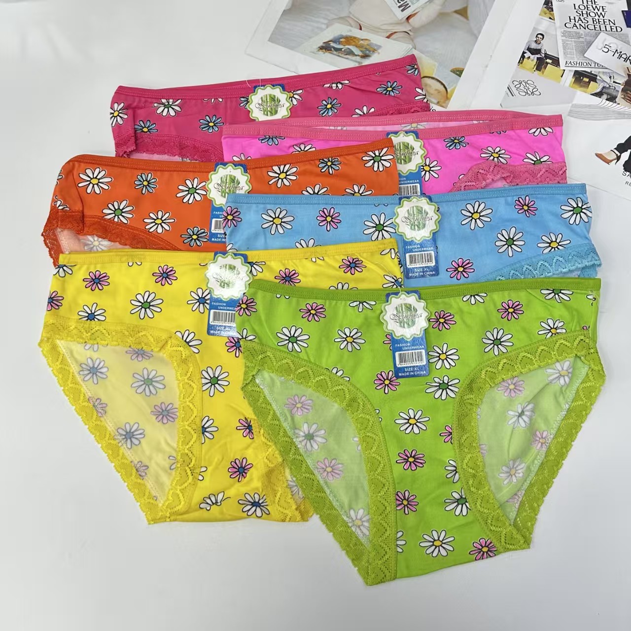 DD-8540 #XL export Underwear, Women's underwear, Milk Silk screen printed lace edge Women's underwear, Sexy printed Women's underwear, Women's briefs, underwear, QNI Item Picture