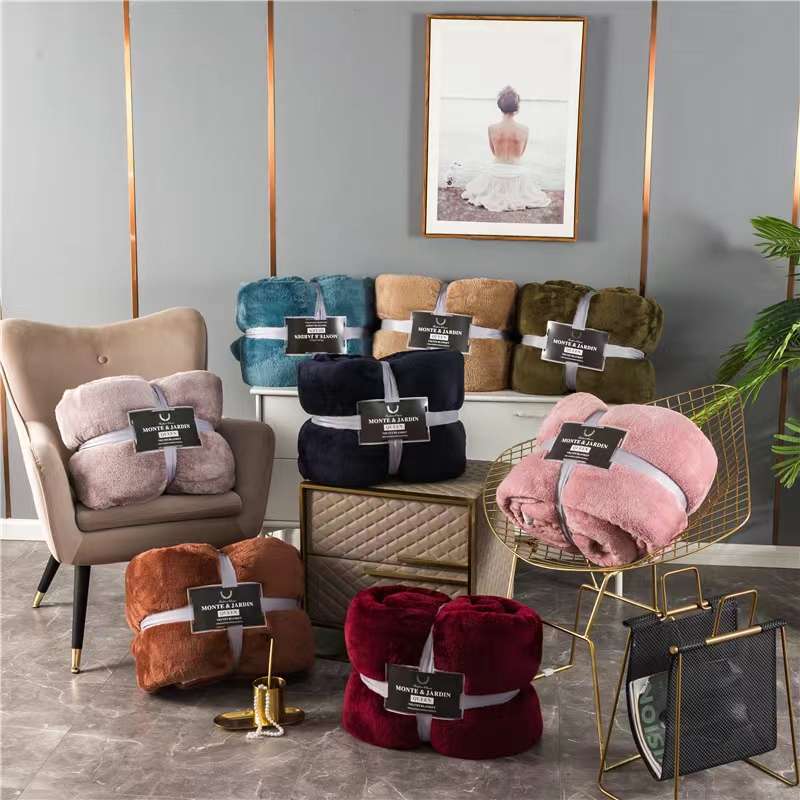 Three-piece wool, cashmere and silk blanket set, wool carpet, wool felt doll, warm, thickened and soft for home use Specification image