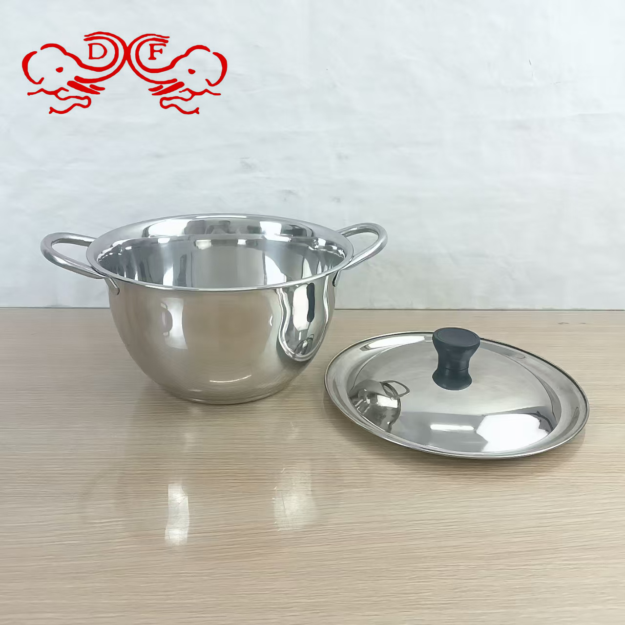 DF99315 DF Tradinghouse في وعاء مزود بأذن مزدوجة من الفولاذ غير القابل للصدأ Item Picture