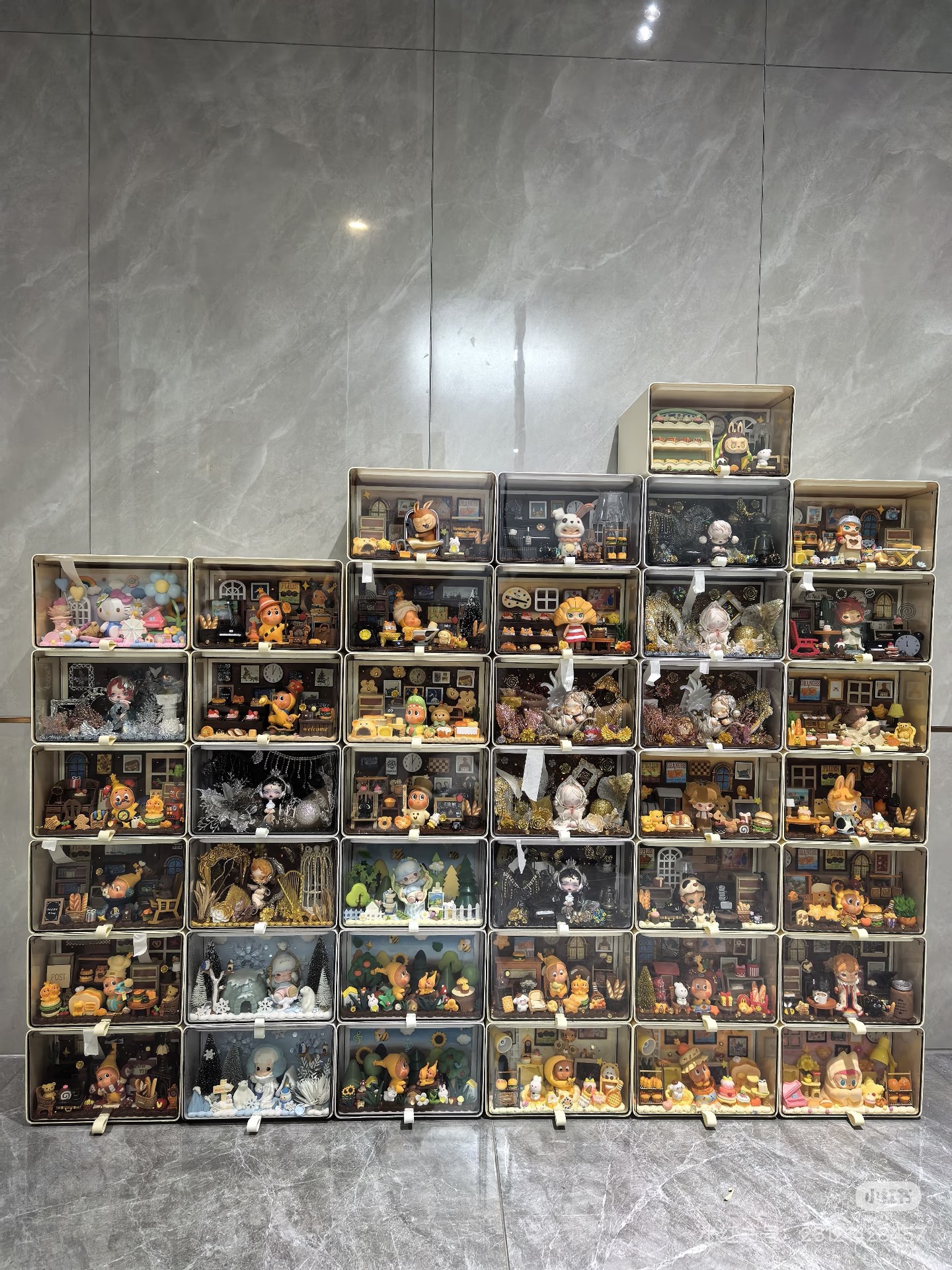 三角洲行动周边手办展示柜非洲之星收藏盒三角洲玩具图