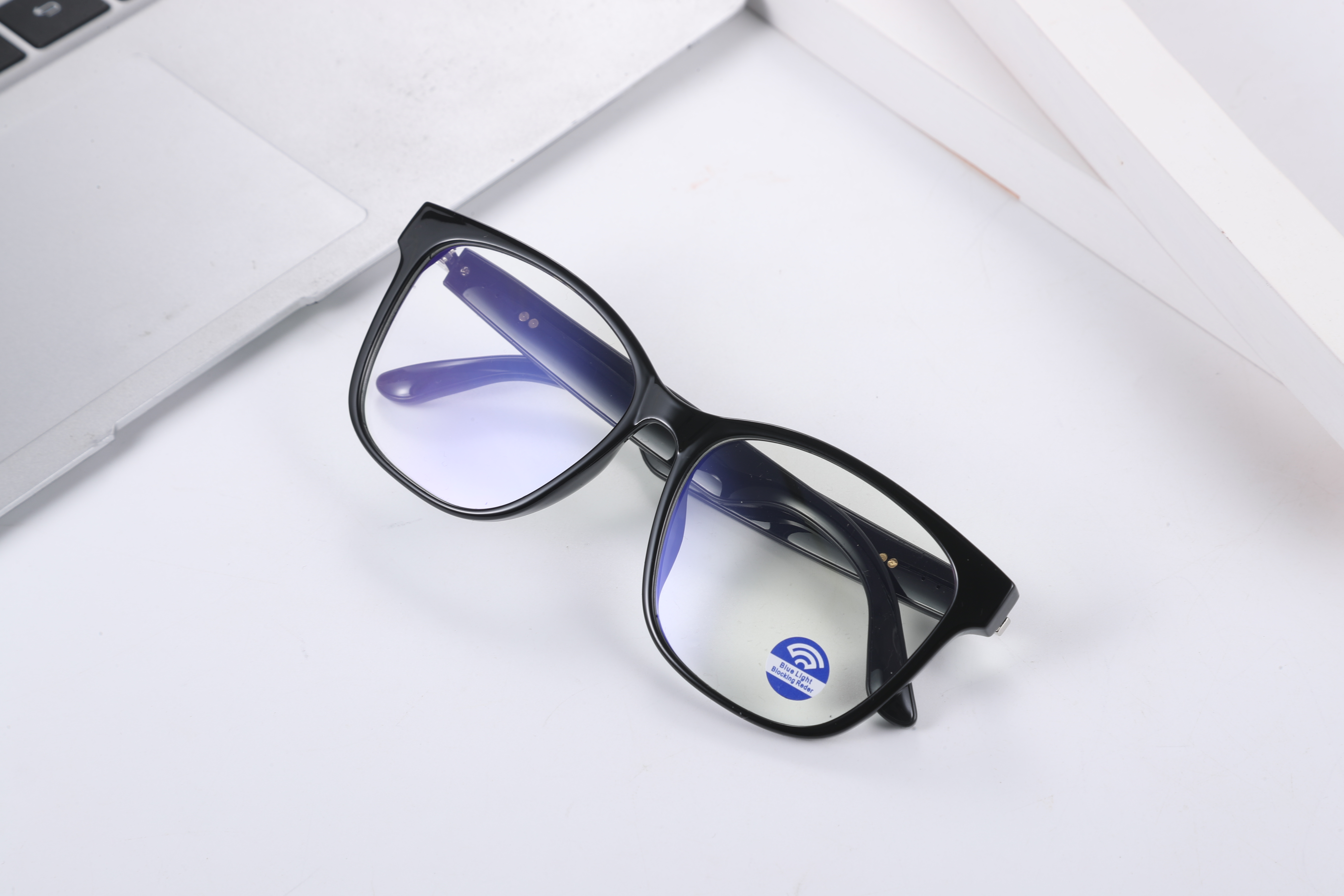 GS08 Blue anti-blue light lens glasses for computer eye protection and radiation protection, providing a high-definition vision