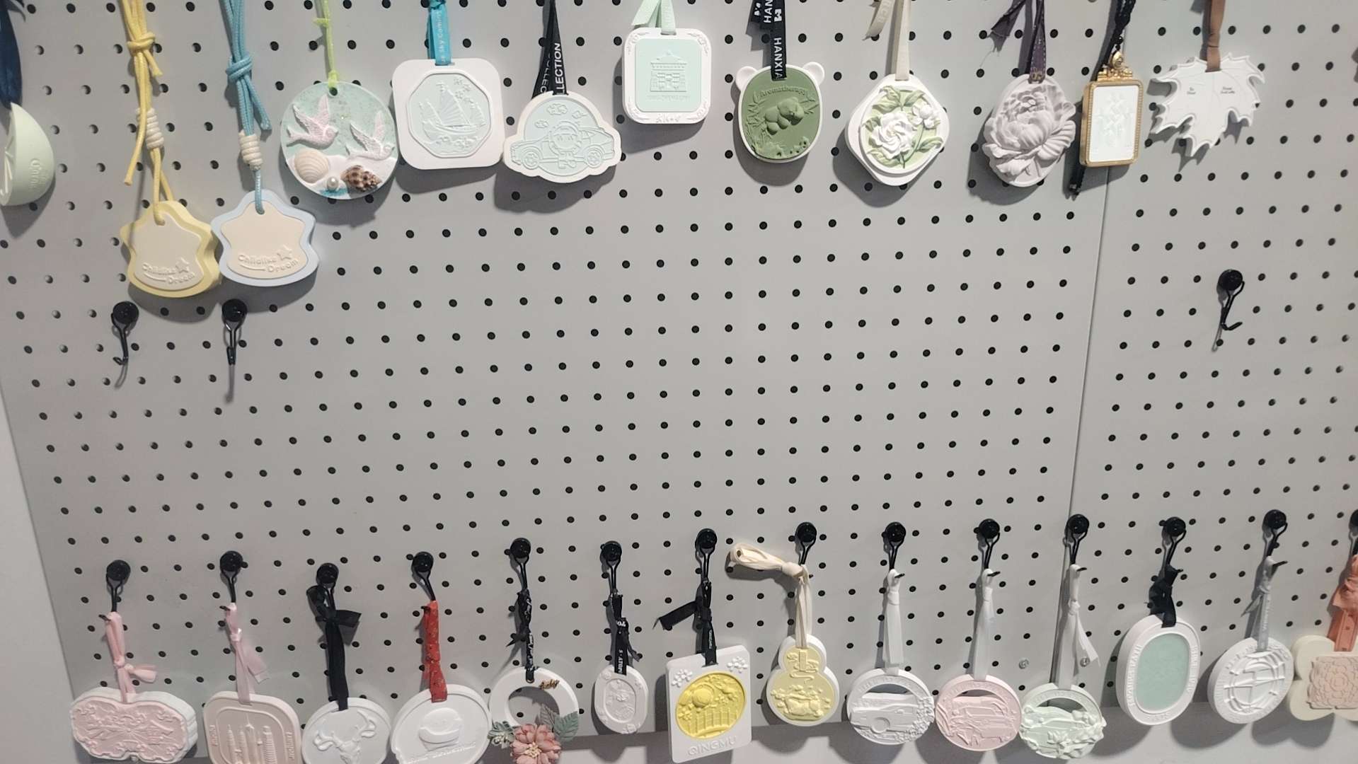 香膏，香片，香薰蜡片，香薰石膏片，香薰扩香石，香薰扩香木，香薰车载扩香挂件香薰蜡烛礼品盒细节图