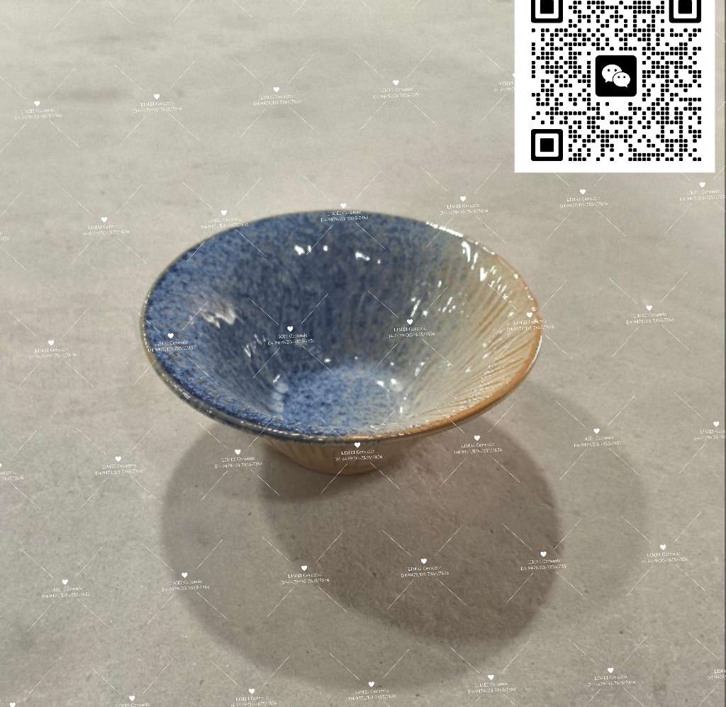 Limei Ceramic's creative Japanese-style kiln-transformed personalized round bowls are easy to wash at home, heat-resistant, durable, and not prone to fading. The porcelain is fine and thick. Factory direct sales of small bowls