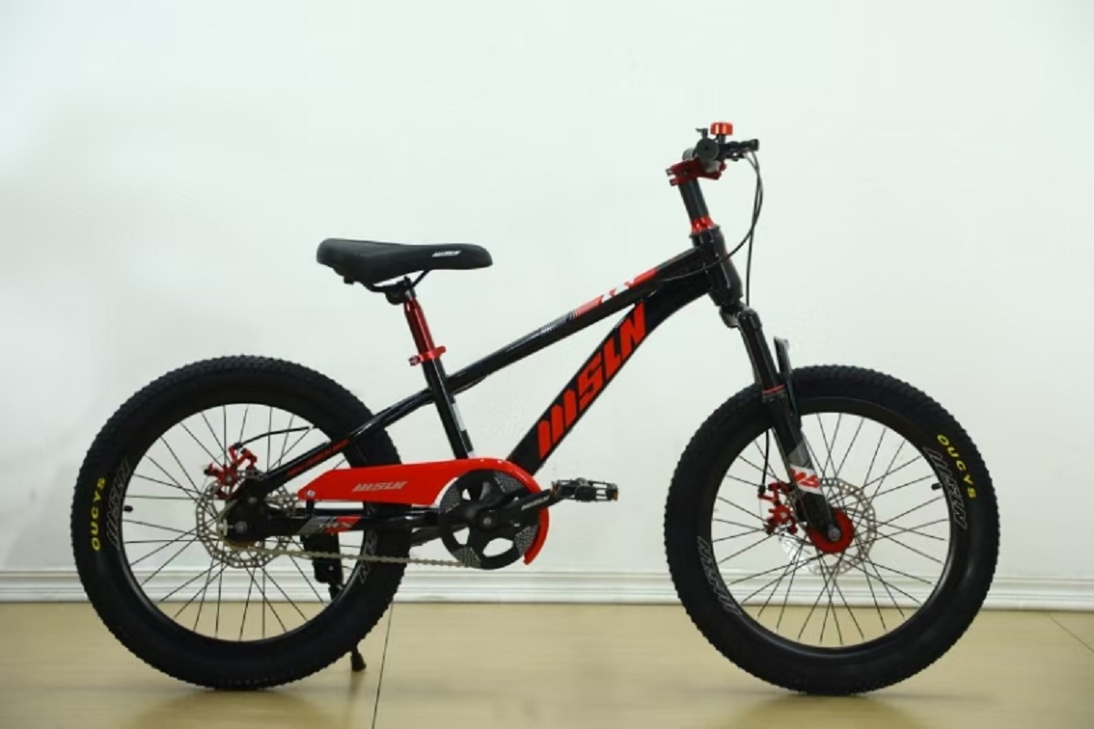 Cool blue and orange children's mountain bikes, fashionable design, dynamic and full of energy, suitable for outdoor riding mountain bikes. 18-inch, 20-inch, 22-inch, 24/26-inch 21-speed high-carbon steel frame integrated wheel new mountain bikes details Picture
