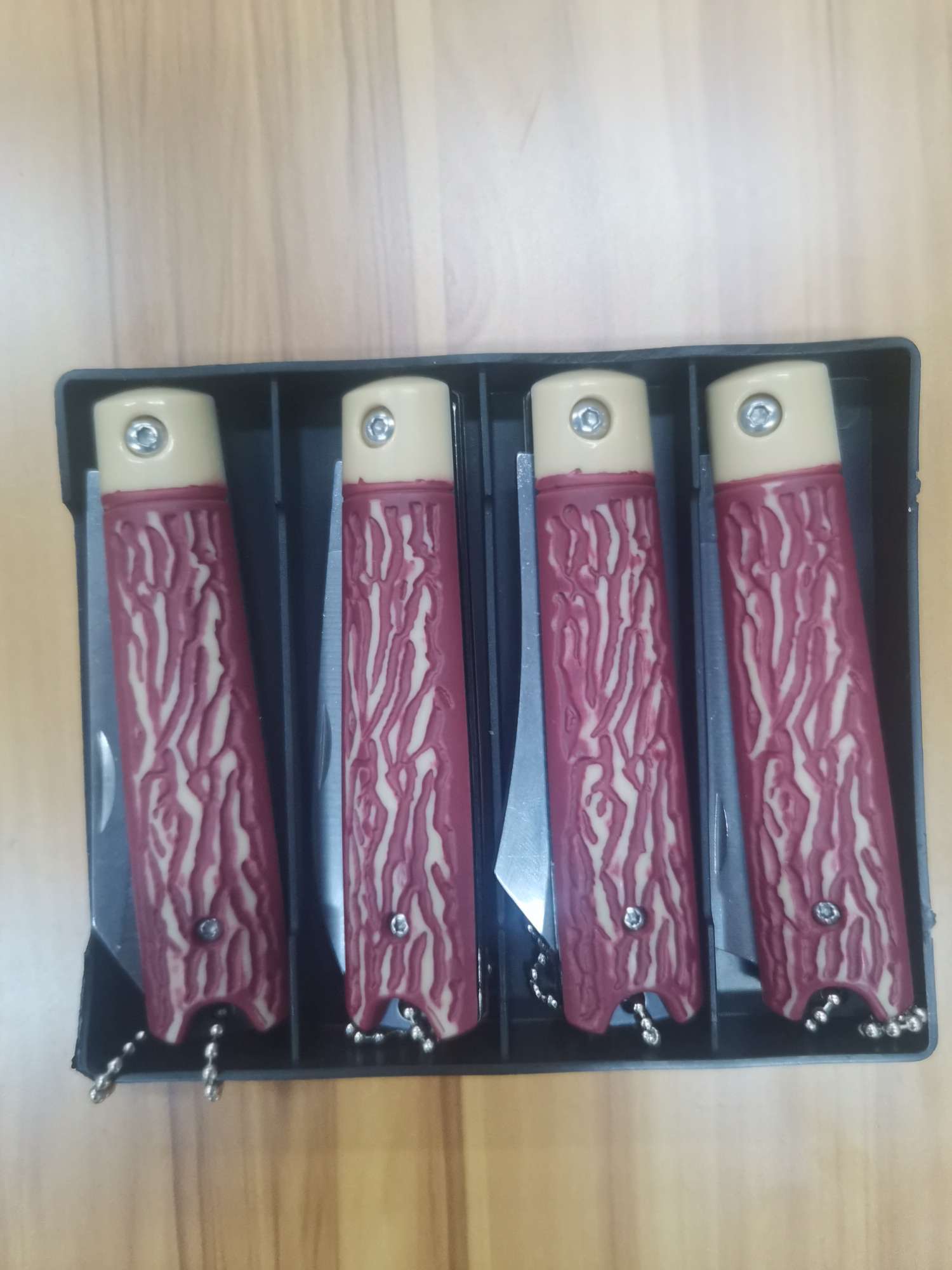 折叠刀