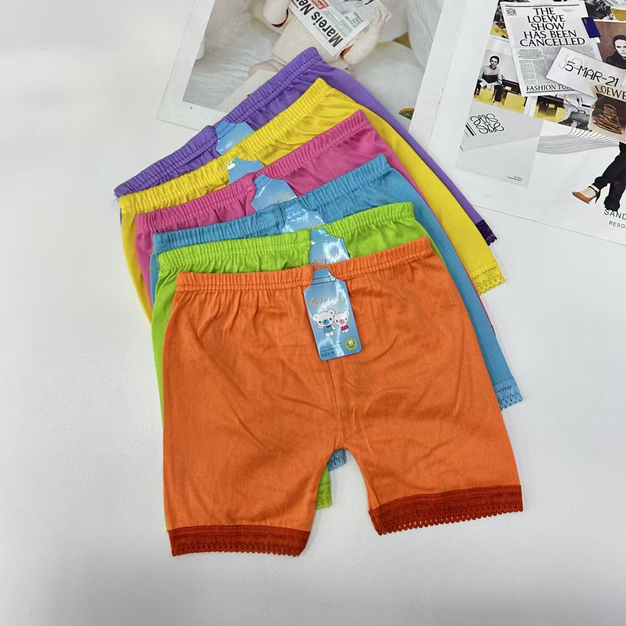 DD-551#M export leg Pants, Women's leg pants, milk silk solid color lace edge women's leg pants, Women's leg pants, women's flat corner leg pants, QNL Specification drawing