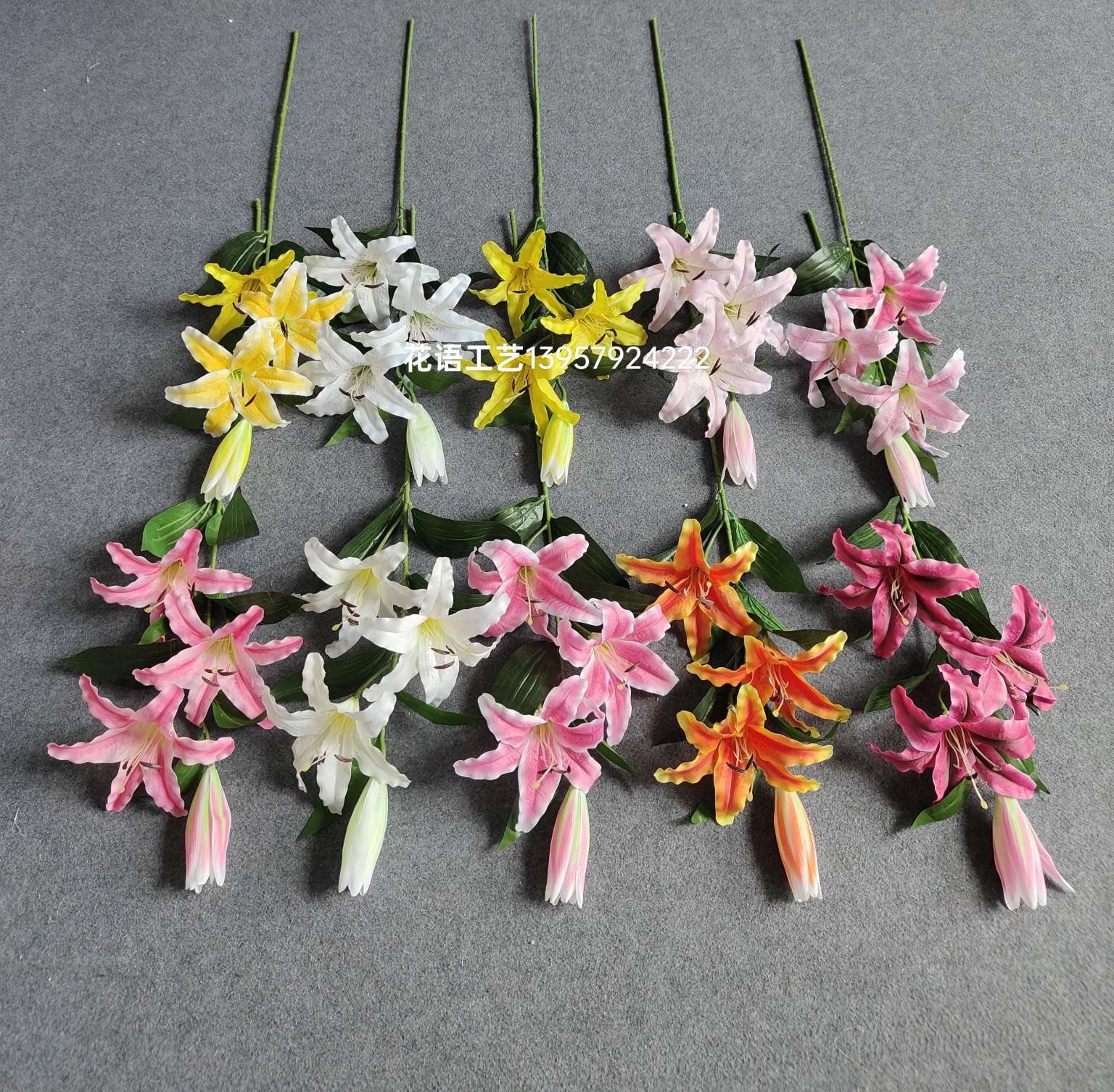 跨境外贸批发4头布百合仿真花客厅餐桌假花摆件摆设拍照装饰绢花婚庆装饰插画仿真百合