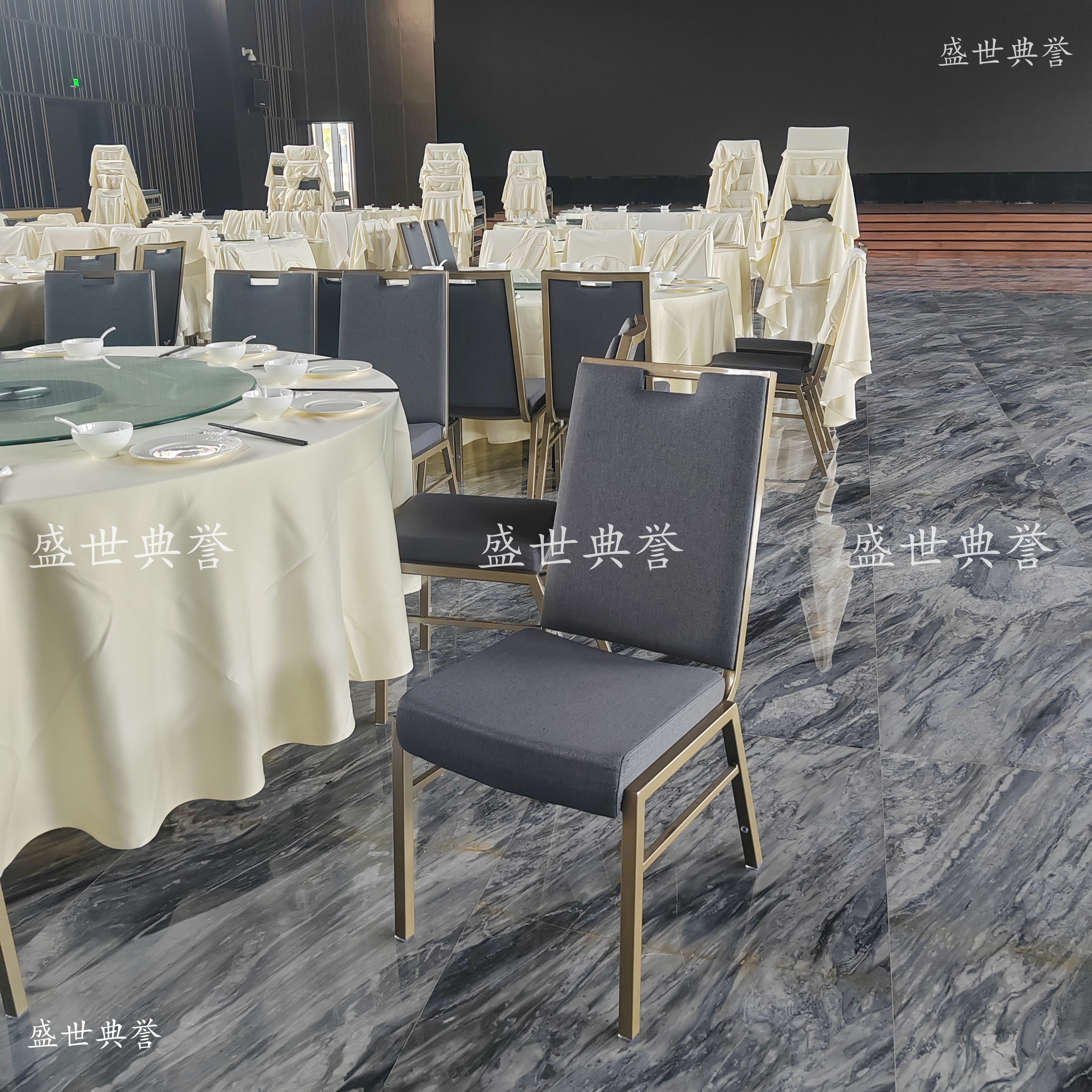 北京厂家直销酒店宴会桌椅饭店多功能厅会议椅高端婚宴铝合金餐椅