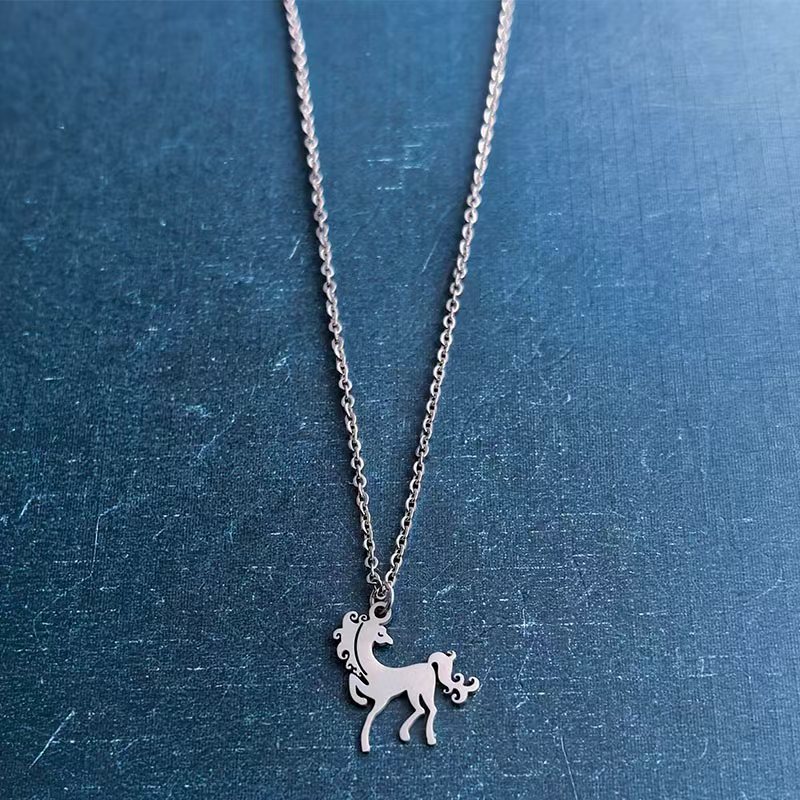 Cross-border foreign trade titanium steel and stainless steel DIY jewelry accessories, animal turning back, horse necklaces, bracelets, pendants and pendants, trendy detail image 4