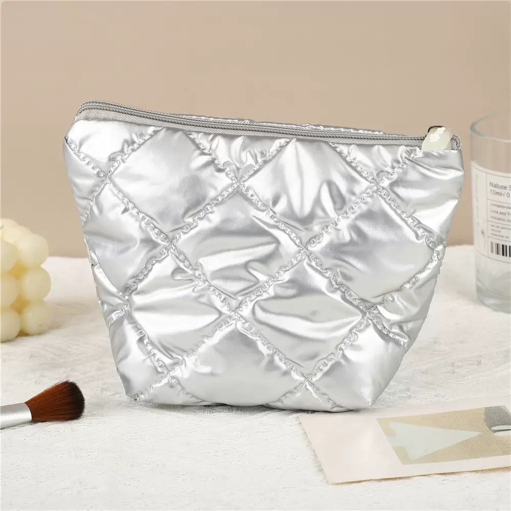 Adihua Cross-border solid color makeup Bag, high appearance level down waterproof toiletry bag Application Scenario