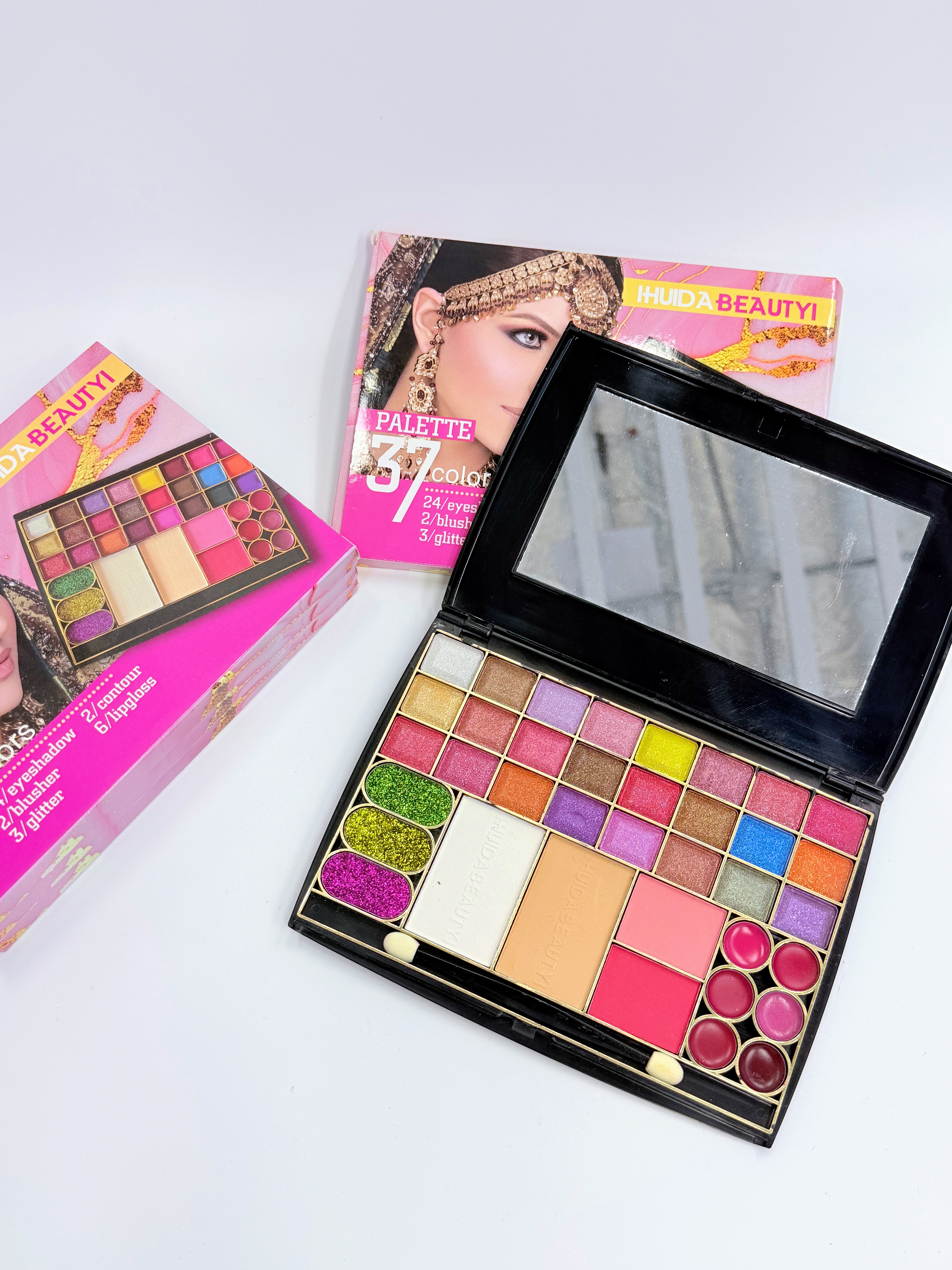 Cross-border eyeshadow IHUDABEAUTYI 37-color eyeshadow powder box, fine powder quality, professional makeup export full figure