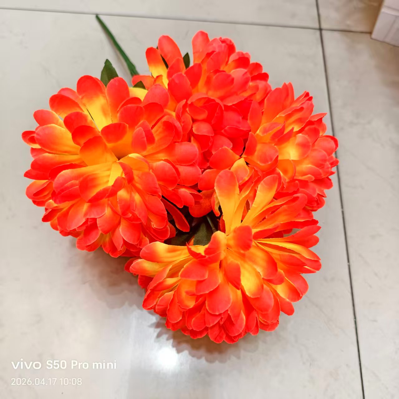 仿真花装饰花塑料花假花手工花材料家饰塑料花7头仿真菊花DIY清明祭祀复活节用品