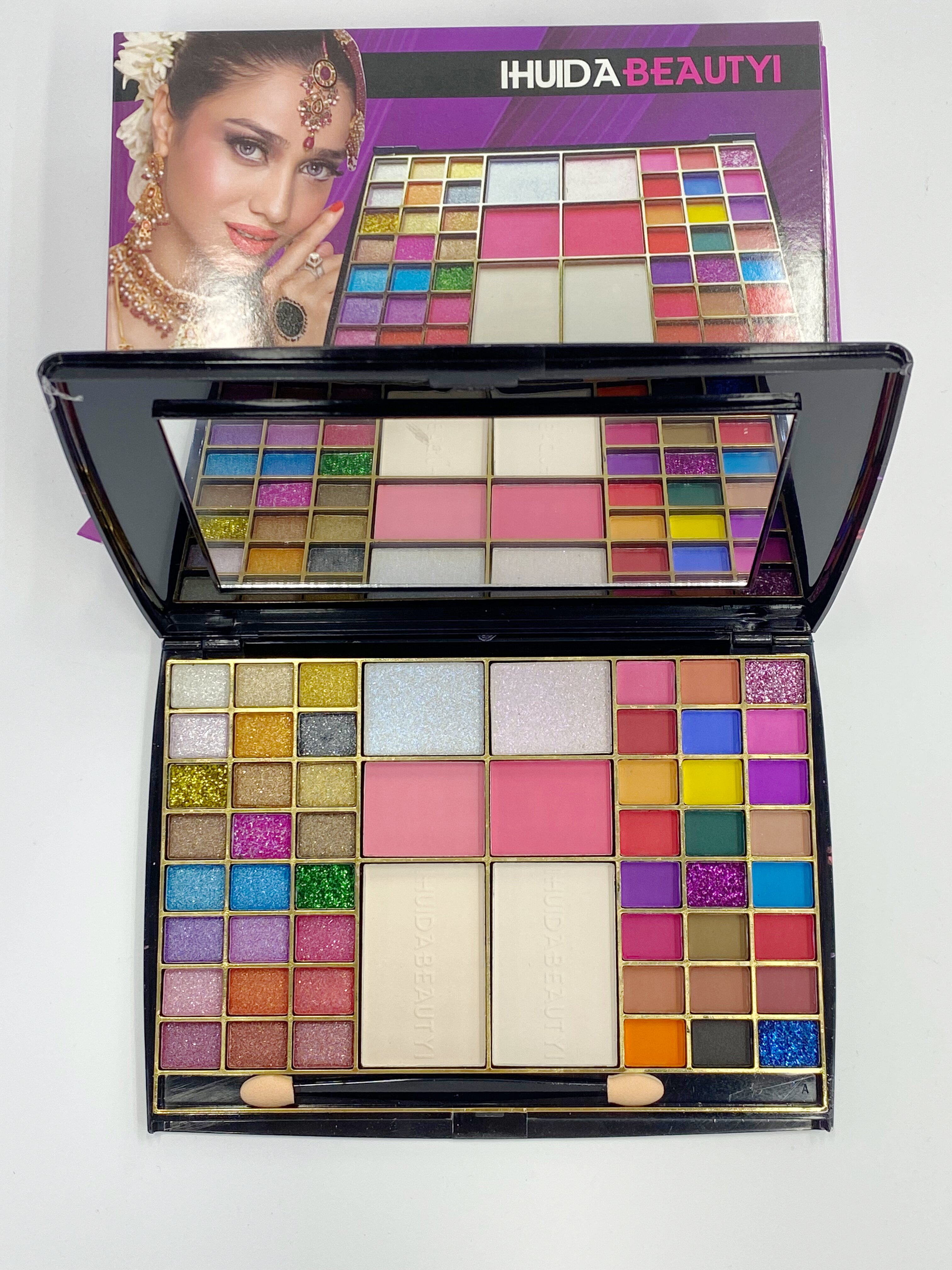 Huidabeauty54-color Makeup Palette, Eyeshadow Makeup Box, Makeup Palette Set Cosmetics Application Scenario