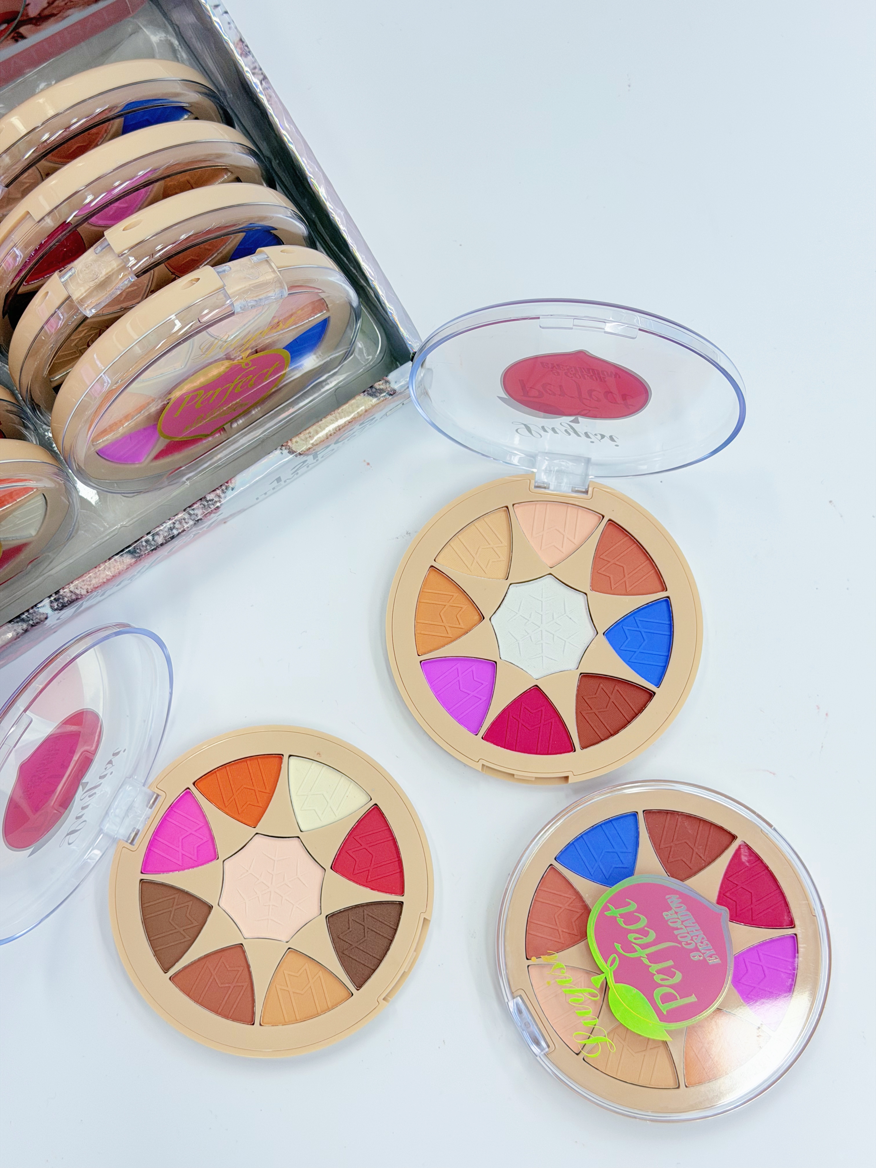 Makeup set, makeup plate, cosmetics, eyeshadow plate, makeup box, eye makeup, color series Item Picture
