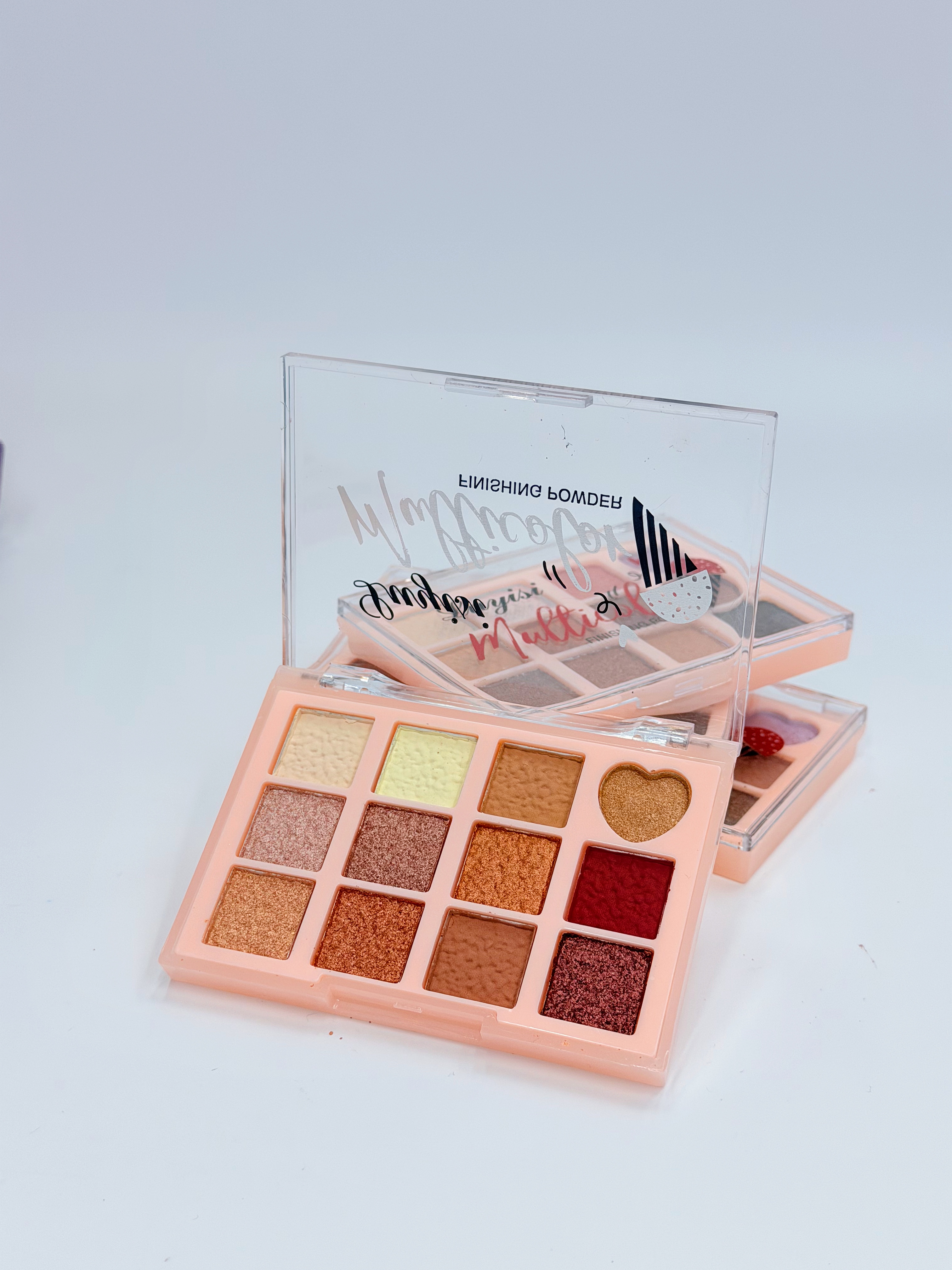 Makeup set, beauty products, 12-color eyeshadow palette, makeup box, eye makeup cosmetics Application Scenario