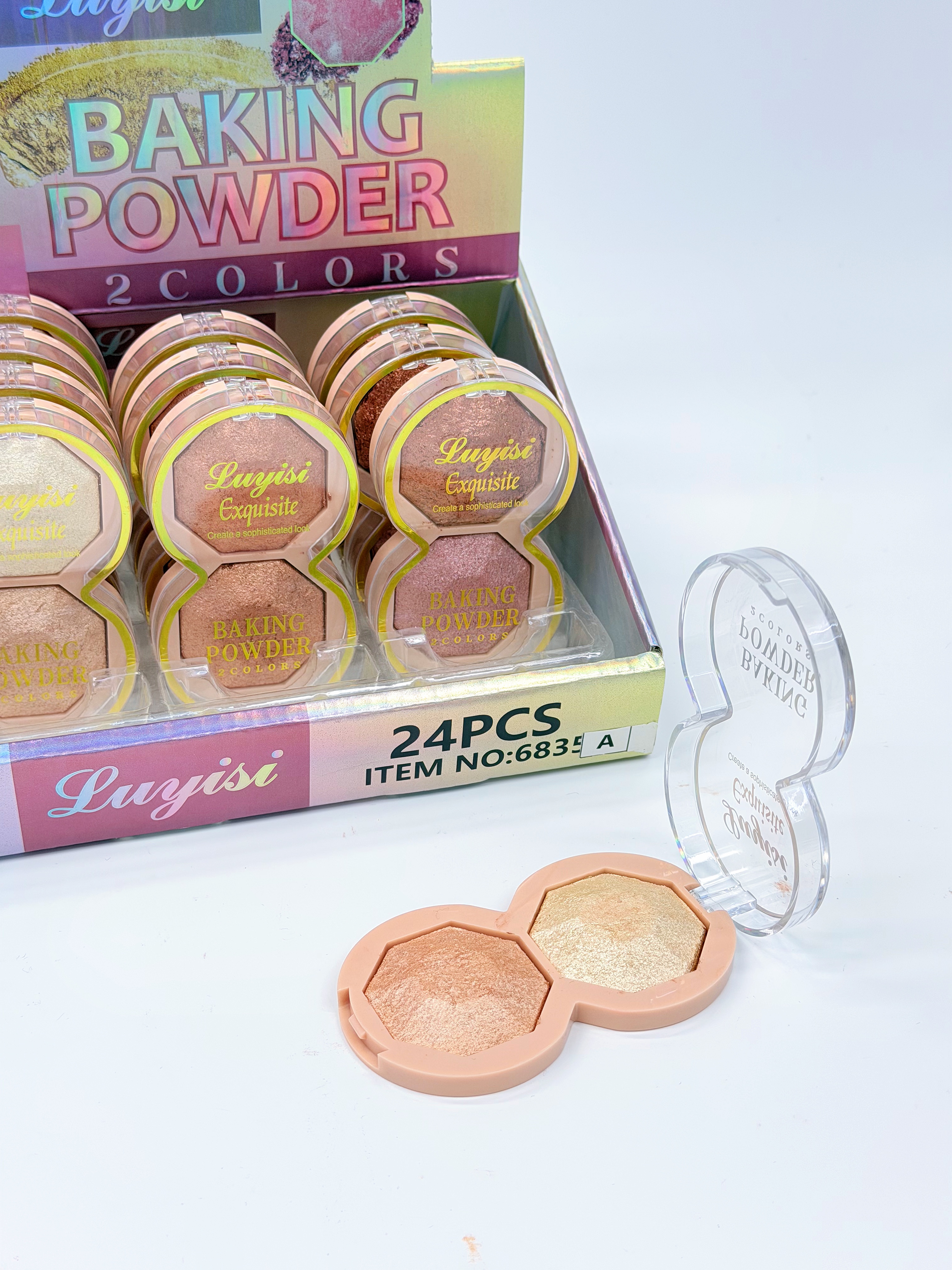 Cross-border eyeshadow luyisi hexagonal two-color baked powder, high-gloss powder, fine texture, professional makeup export Application Scenario