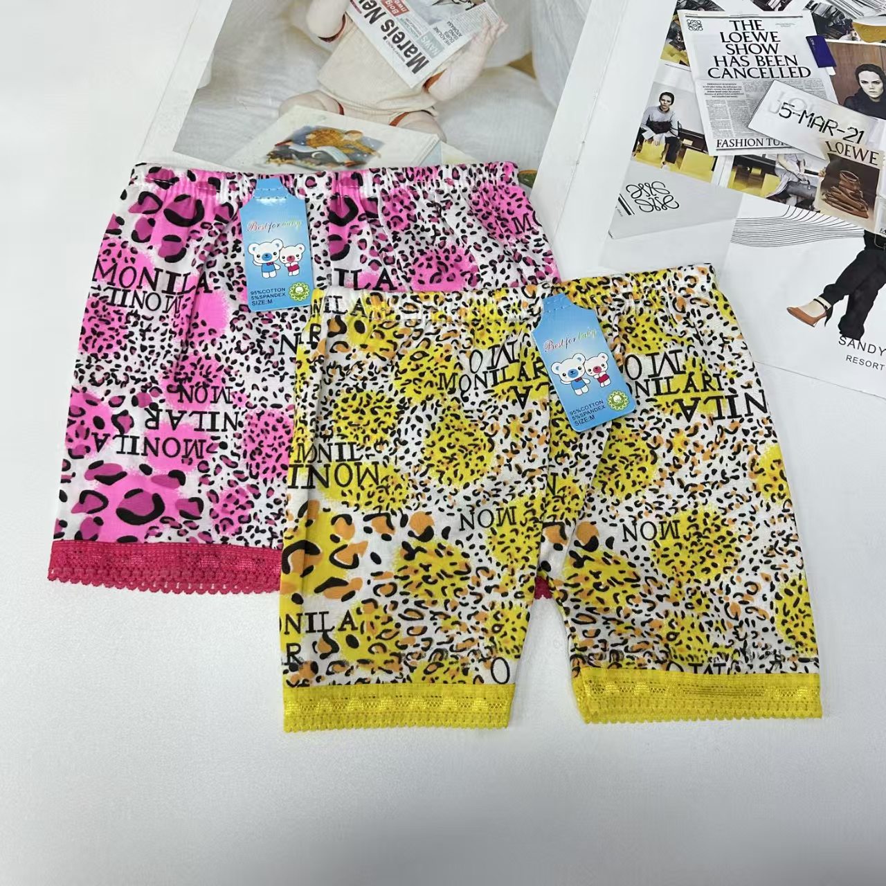 DD-349#M export leg pants, women's leg pants, milk silk leopard print lace edge women's leg pants, women's leg pants, women's flat corner leg pants, QNL Application Scenario