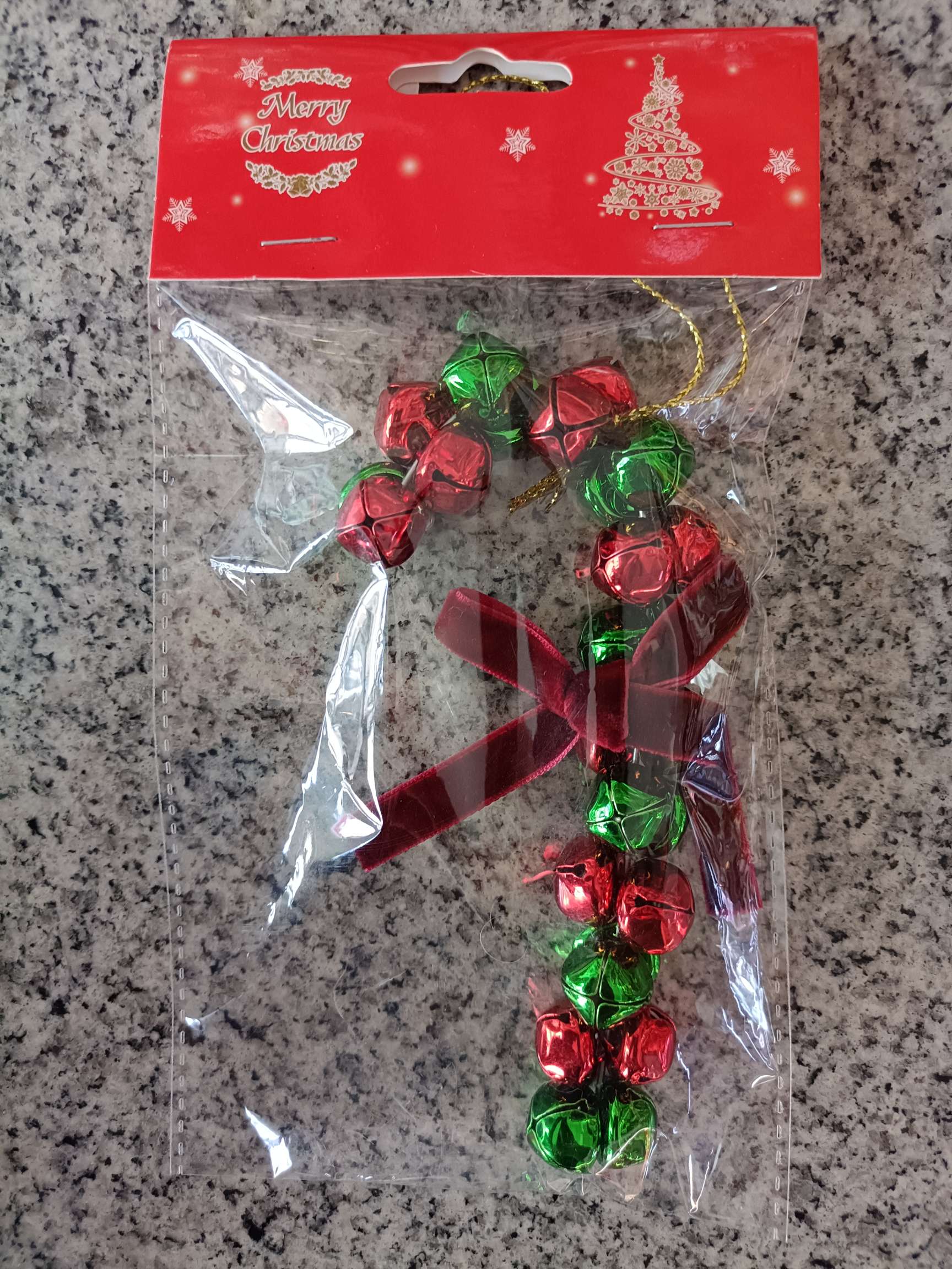 Christmas supplies, Christmas hats, Christmas wreaths, snowflake accessories, processing with supplied materials, customized gift boxes, packaging Application Scenario