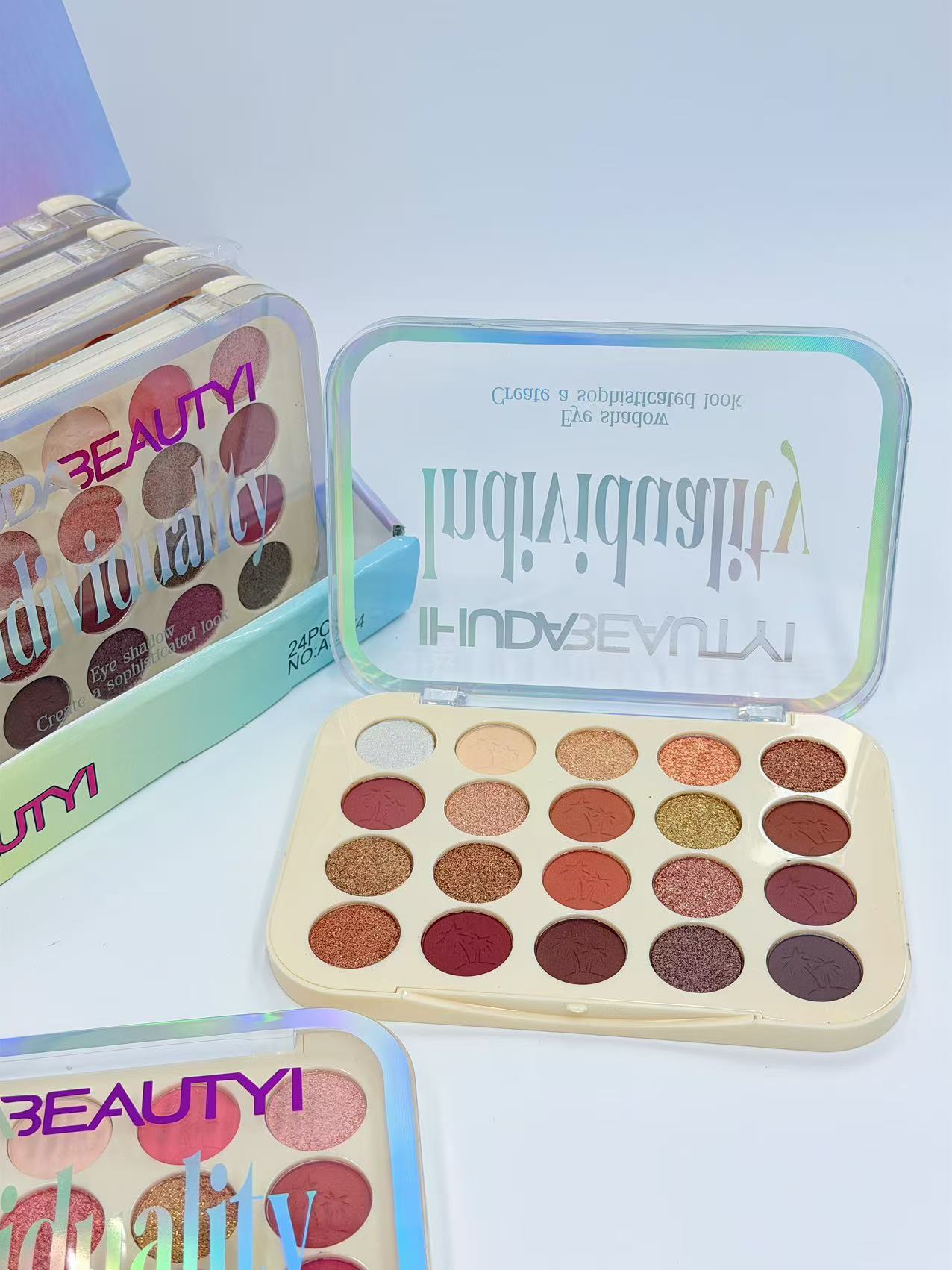 Cross-border eyeshadow IHUDABEAUTYI earth tone Eyeshadow 20-color eyeshadow powder box, fine powder quality, professional makeup export Item Picture