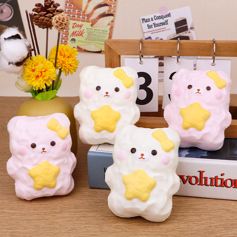 The Little bear milk shell slow-rebound stress-relieving toy, the cute and soft food play buns, is a stress-relieving wonder Item Picture
