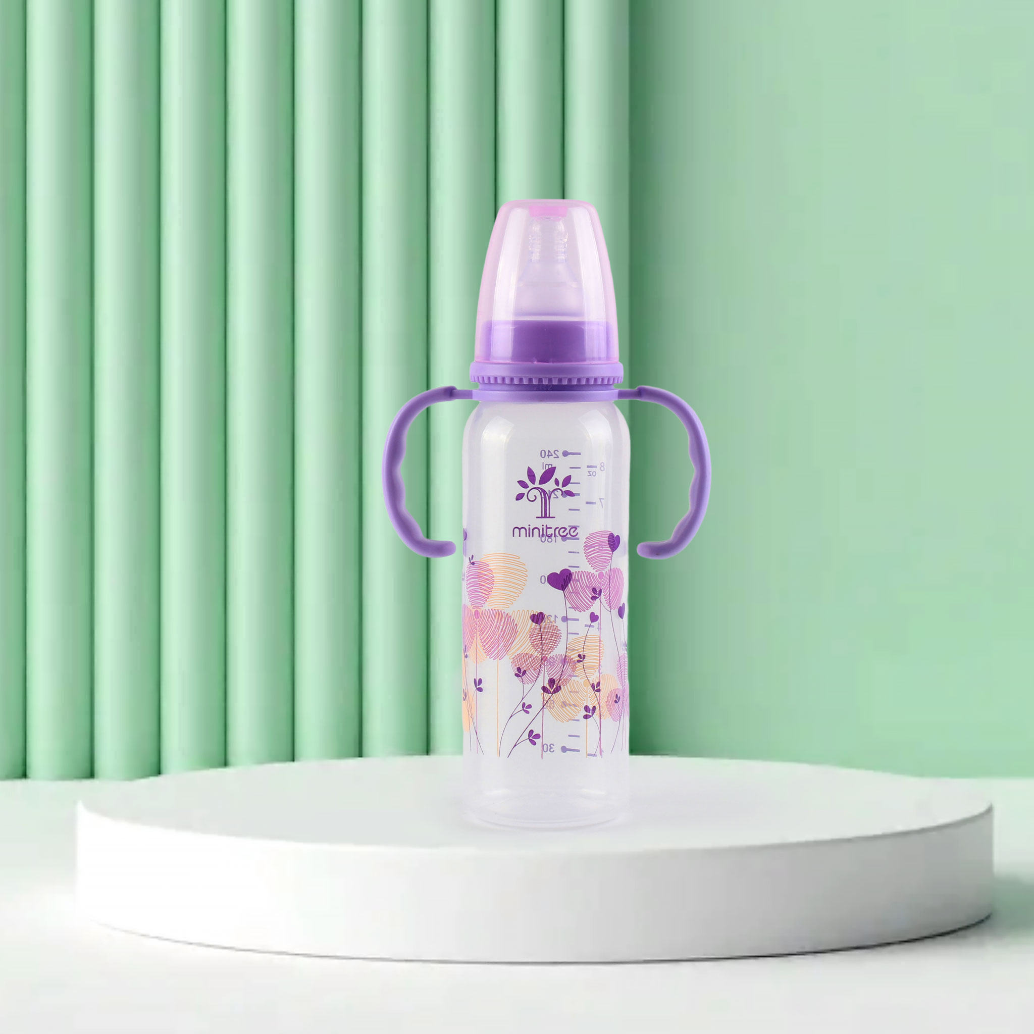 奶瓶/狗狗奶瓶/保温杯/奶瓶机/贝亲奶瓶白底实物图