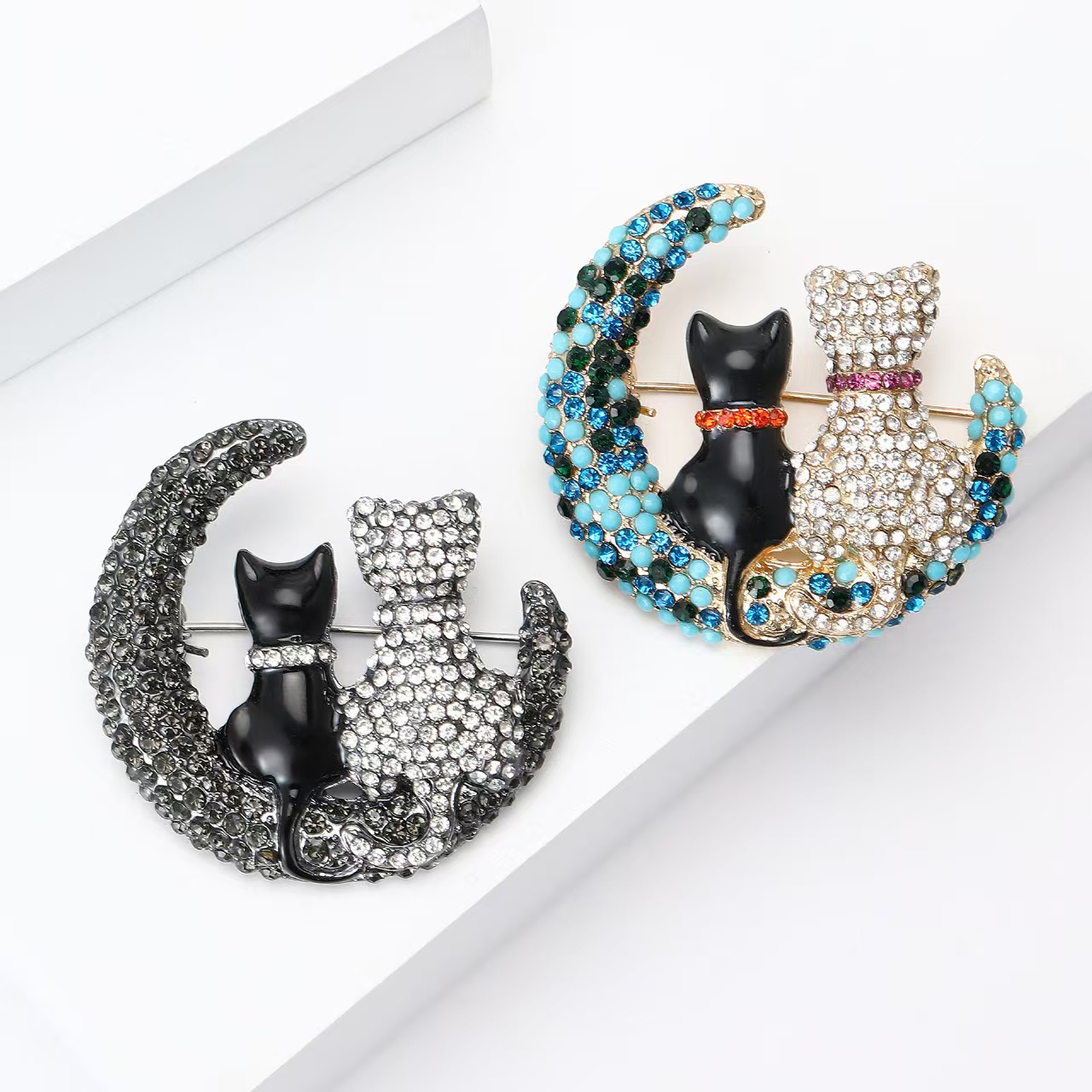 Nueva moda delicada aleación strass gato premio luna broche versátil temperamento mujer vestido corpete adorno pin