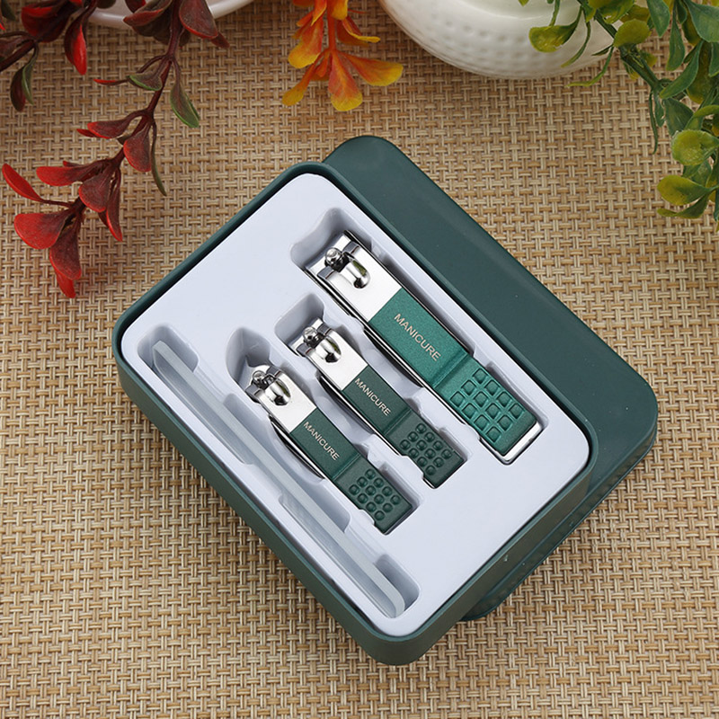 Nail art tools, nail clipper sets, nail clippers, dead skin clippers, strong person nail clippers, nail clippers, nail clippers, nail clipper sets, dead skin clippers, strong person nail clippers Application Scenario