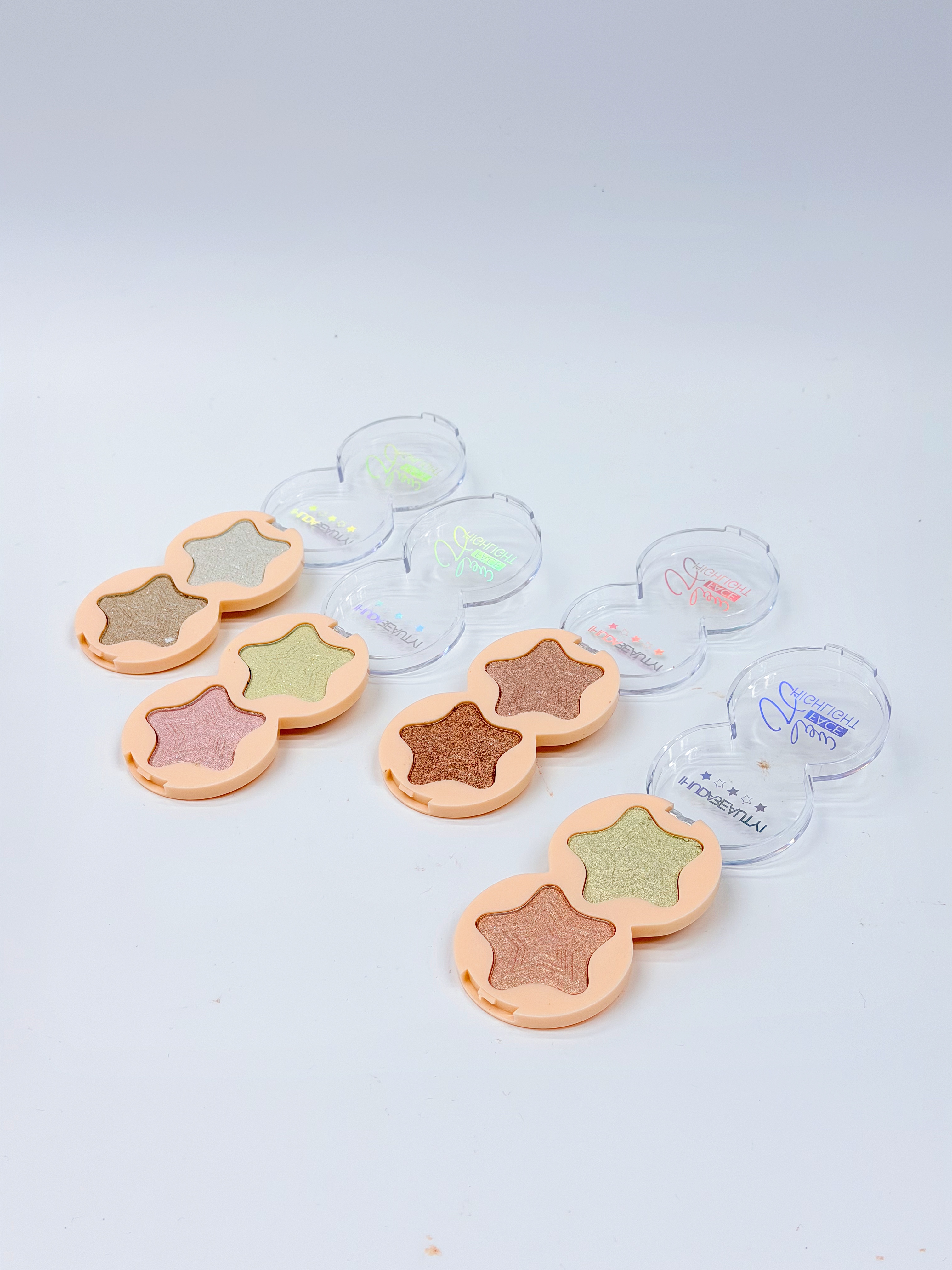 Cross-border bestseller two-color star high-gloss powder with fine texture and professional makeup for export Application Scenario