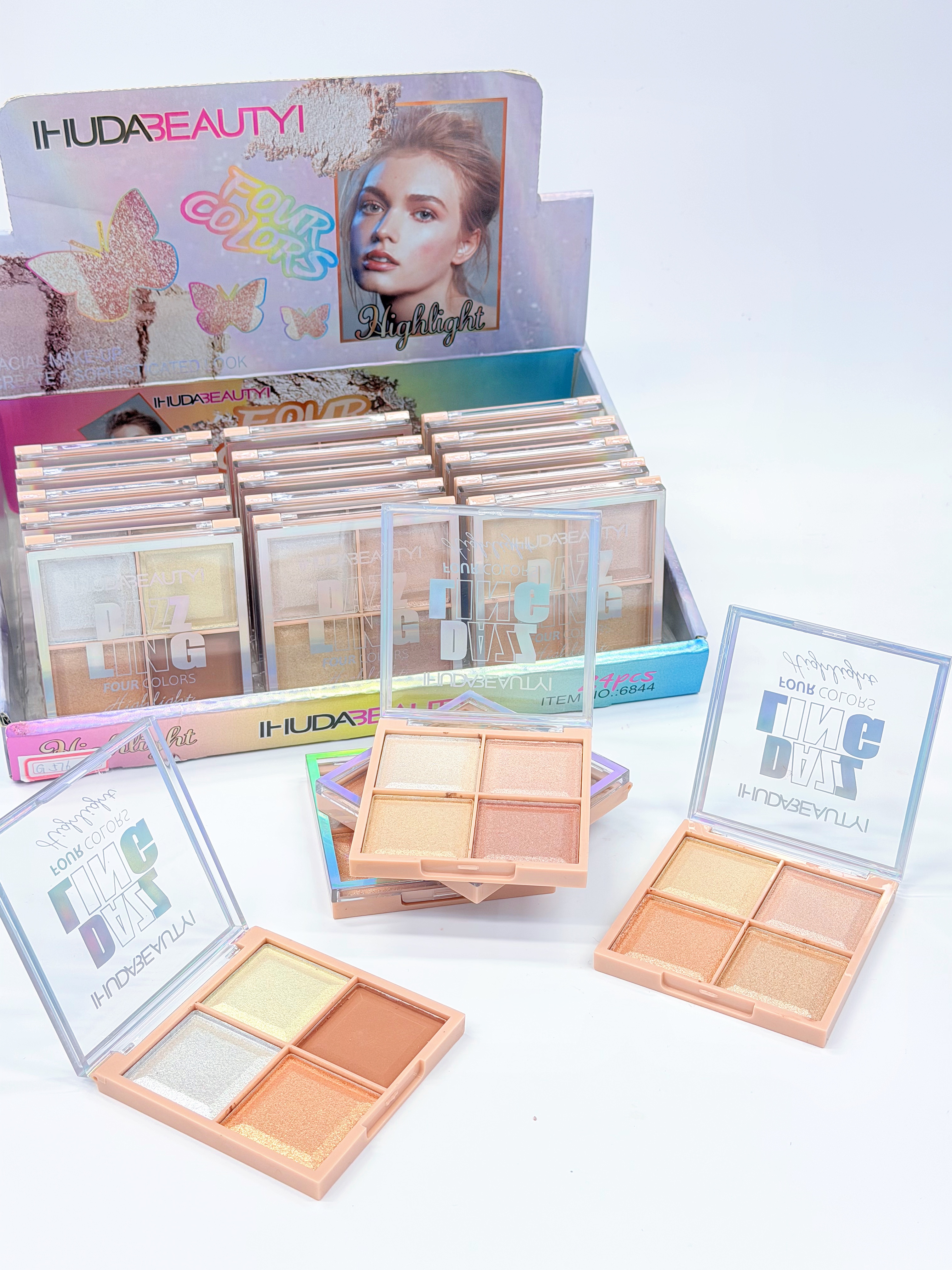 Cross-border IHUDABEAUTYI four-color sparkling high-gloss powder fine professional makeup export Application Scenario