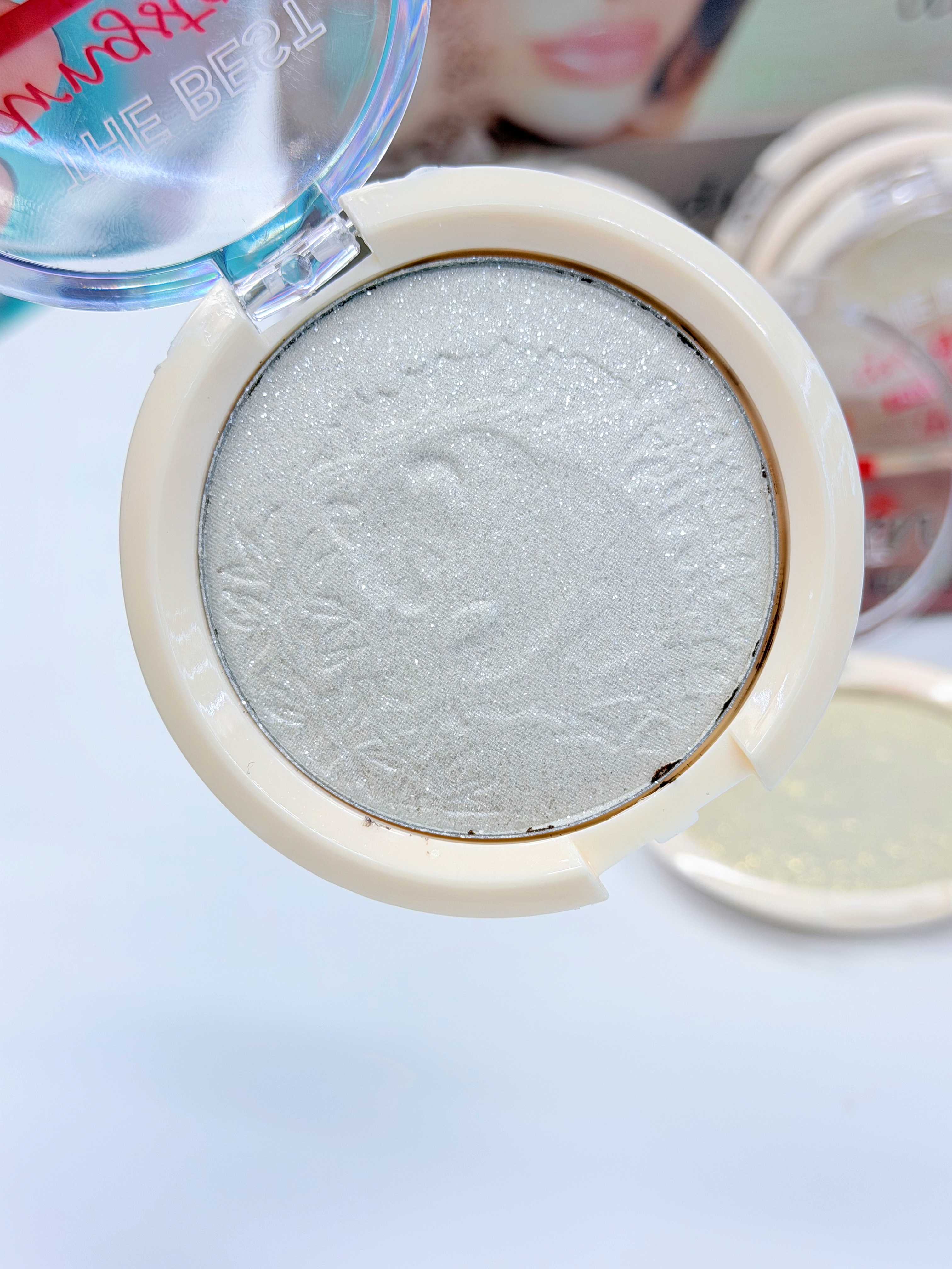 Cross-border Panda Highlighter Powder is a fine and professional makeup product for export Specification drawing