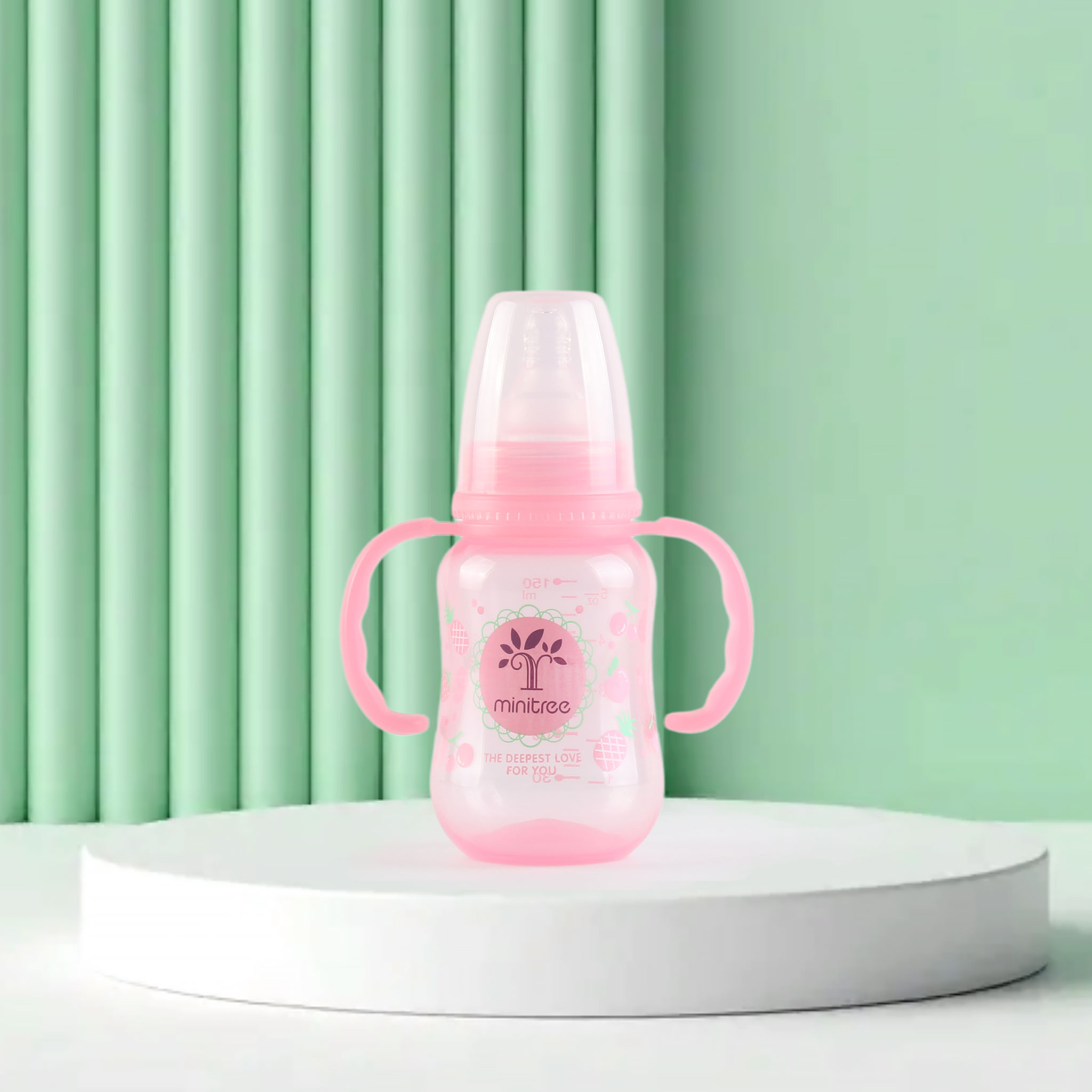 A 150ml PP standard-mouthed small baby bottle with a light-colored arc details Picture