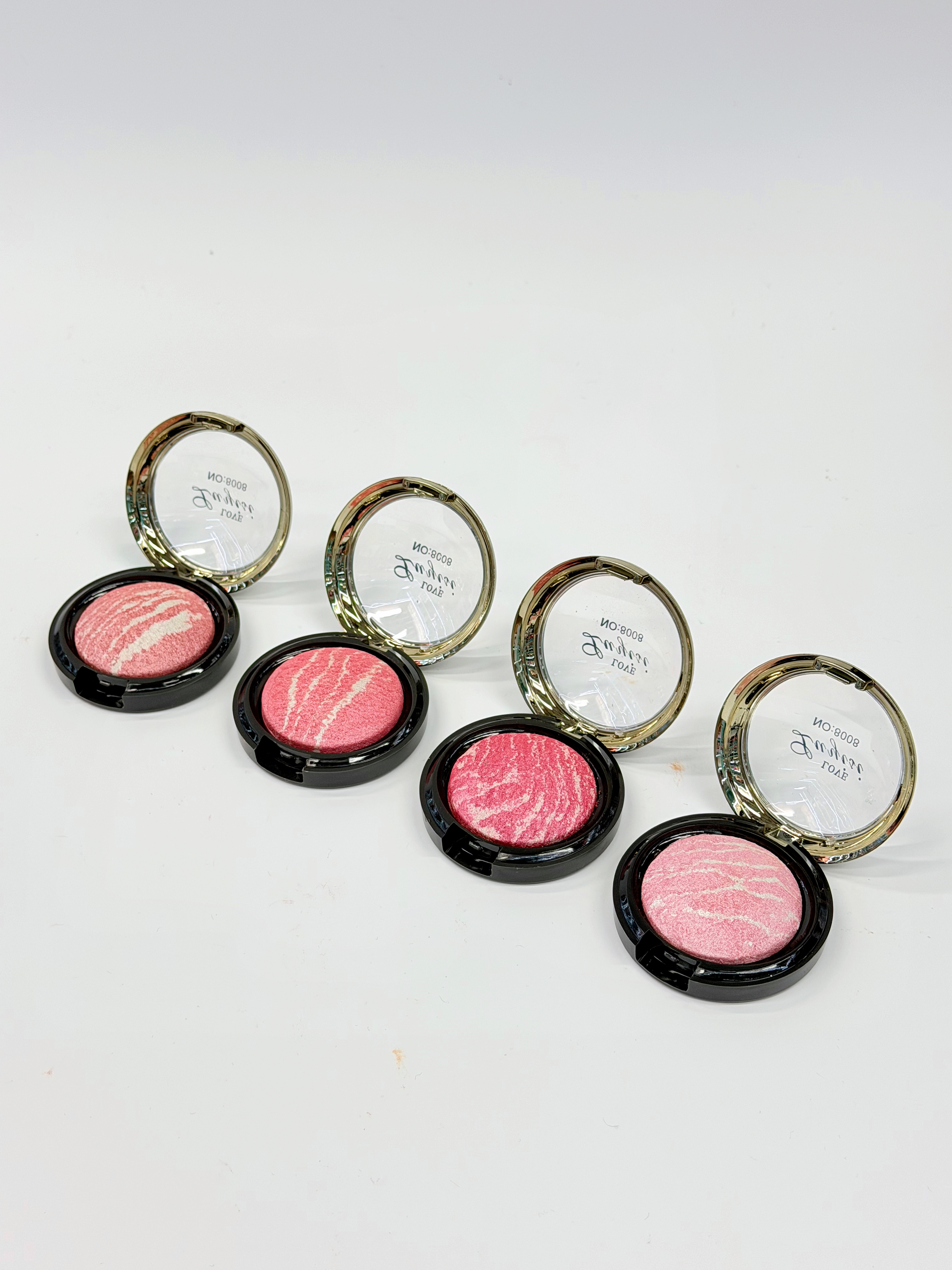Cross-border eyeshadow LUYISI round pattern baked powder blush, fine powder texture, professional makeup export Item Picture