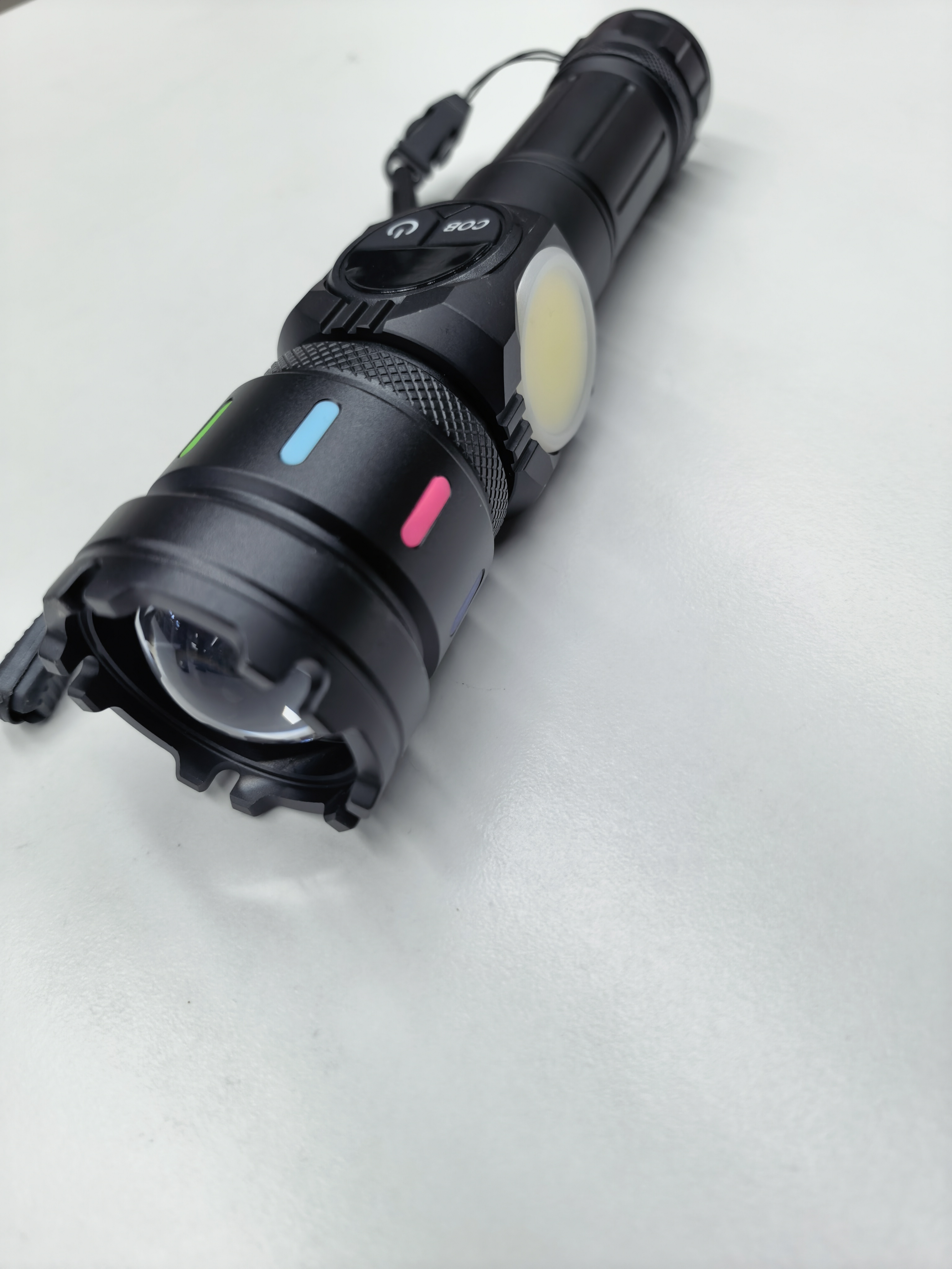 Powerful, ultra-bright flashlight, long battery life, large capacity, long-range charging laser, high-power external lighting lamp