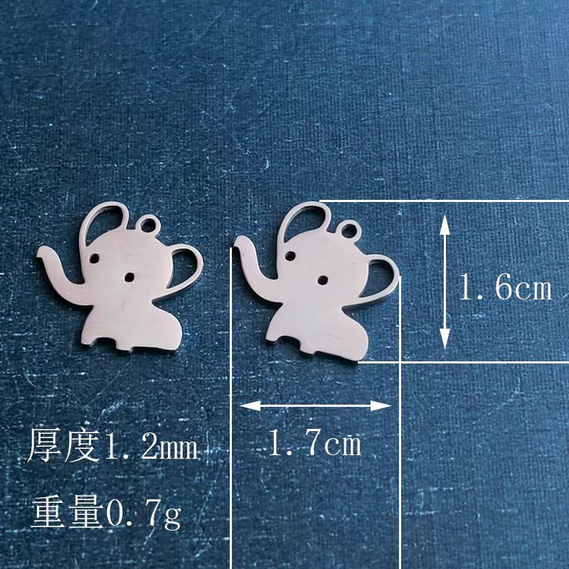 Cross-border foreign trade mini cute little elephant titanium steel stainless steel bracelet pendant, handcrafted DIY jewelry accessory hanging piece trend detail image 2