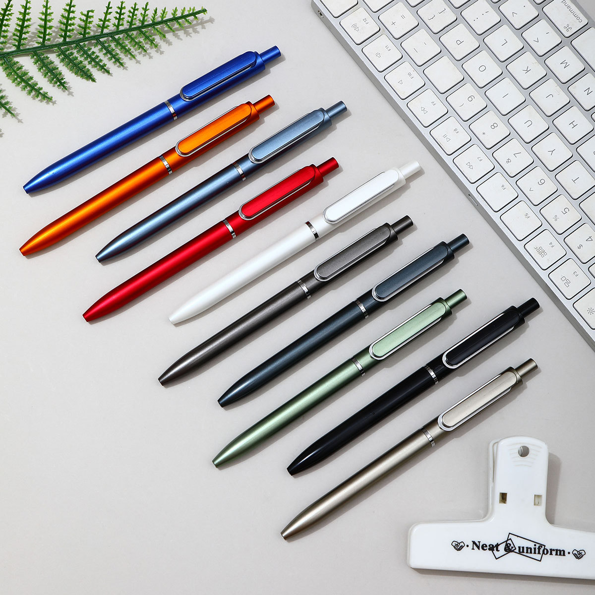 Gel pen spray gun, heavy-duty gel pen, business office ballpoint pen, printable advertising gel pen, water pen, high-end advertising pen full figure